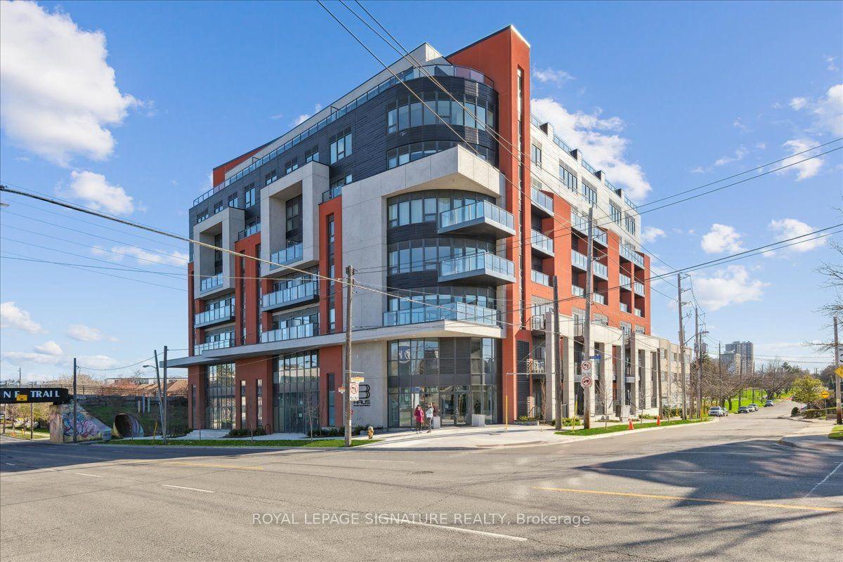 2433 Dufferin Street 701 #701 — photo 1
