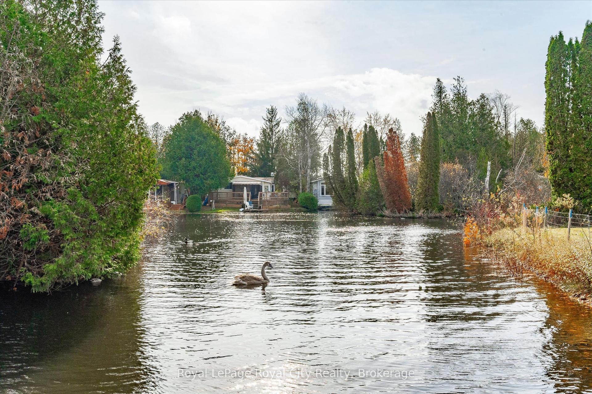 10 Spruce Avenue, Puslinch — Detached for sale, photo 1