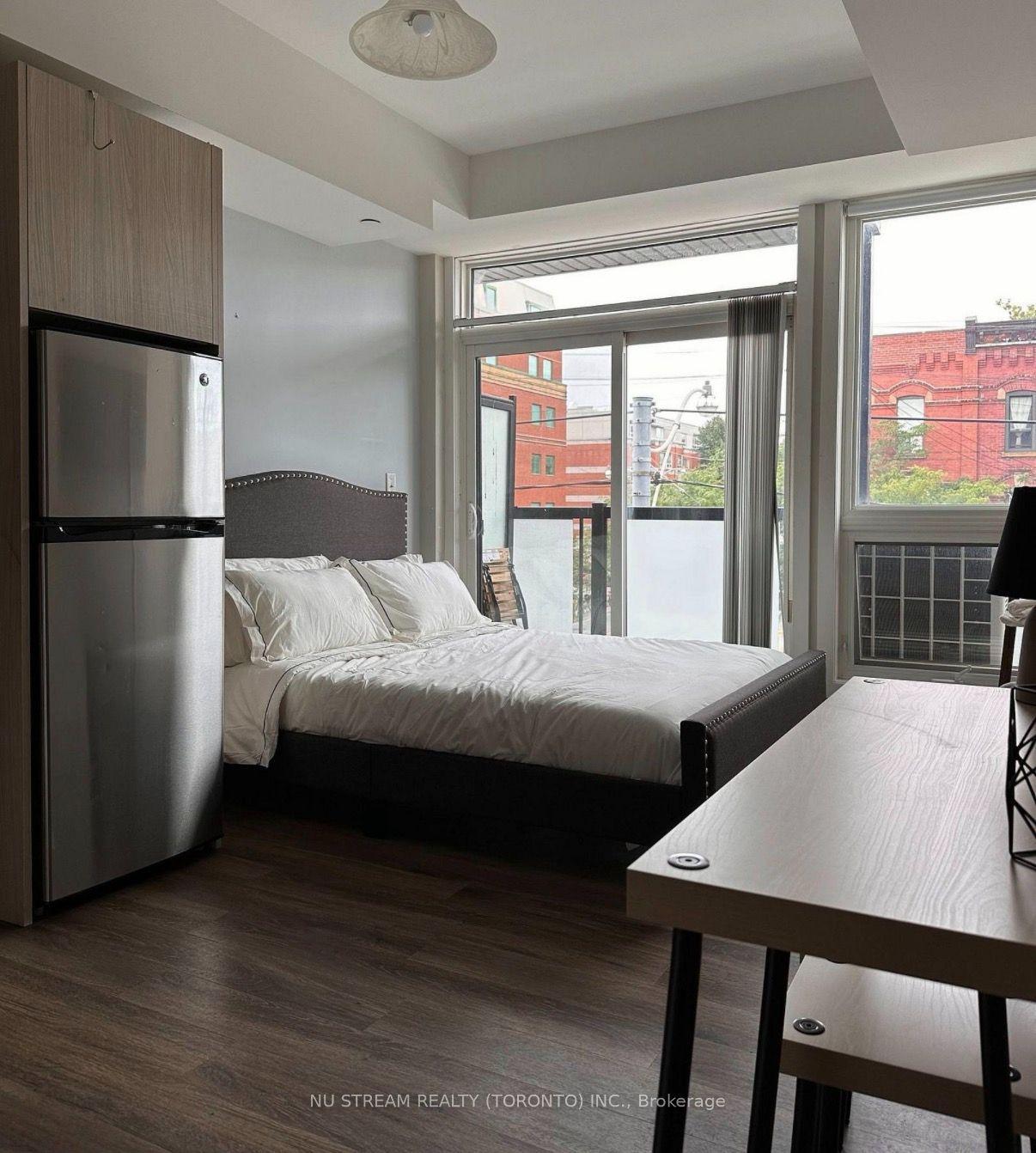 335 College Street 202 #202, Toronto — Condo for lease, photo 1