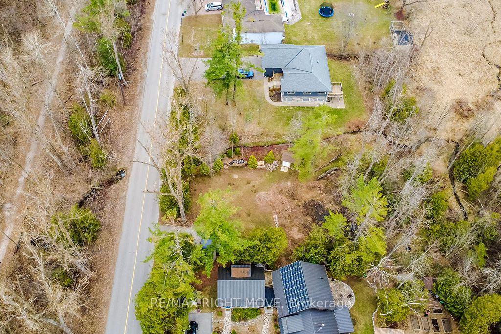 454 Bay Street — photo 1