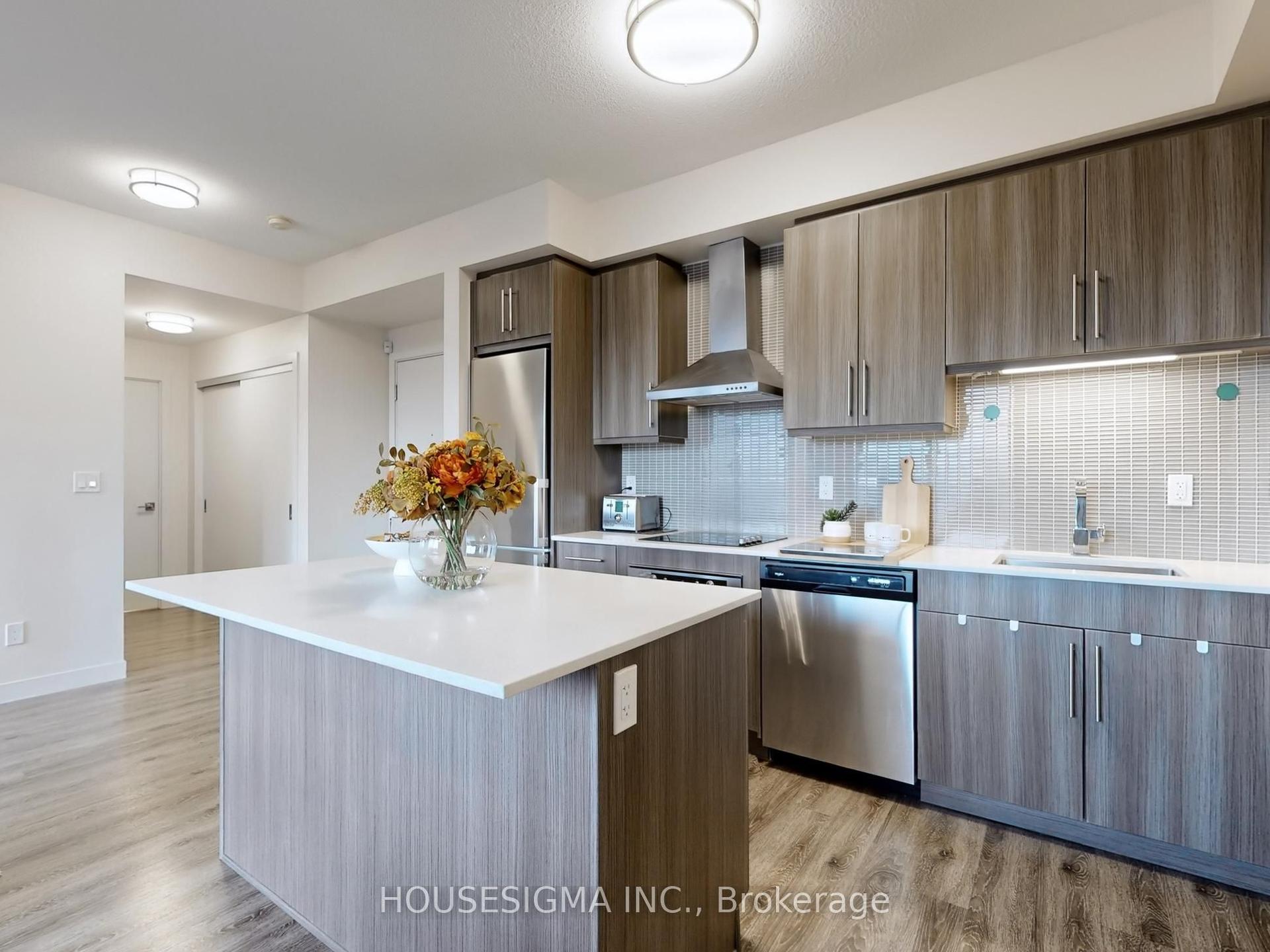 2093 Fairview Street 201 #201, Burlington — Condo for lease, photo 1
