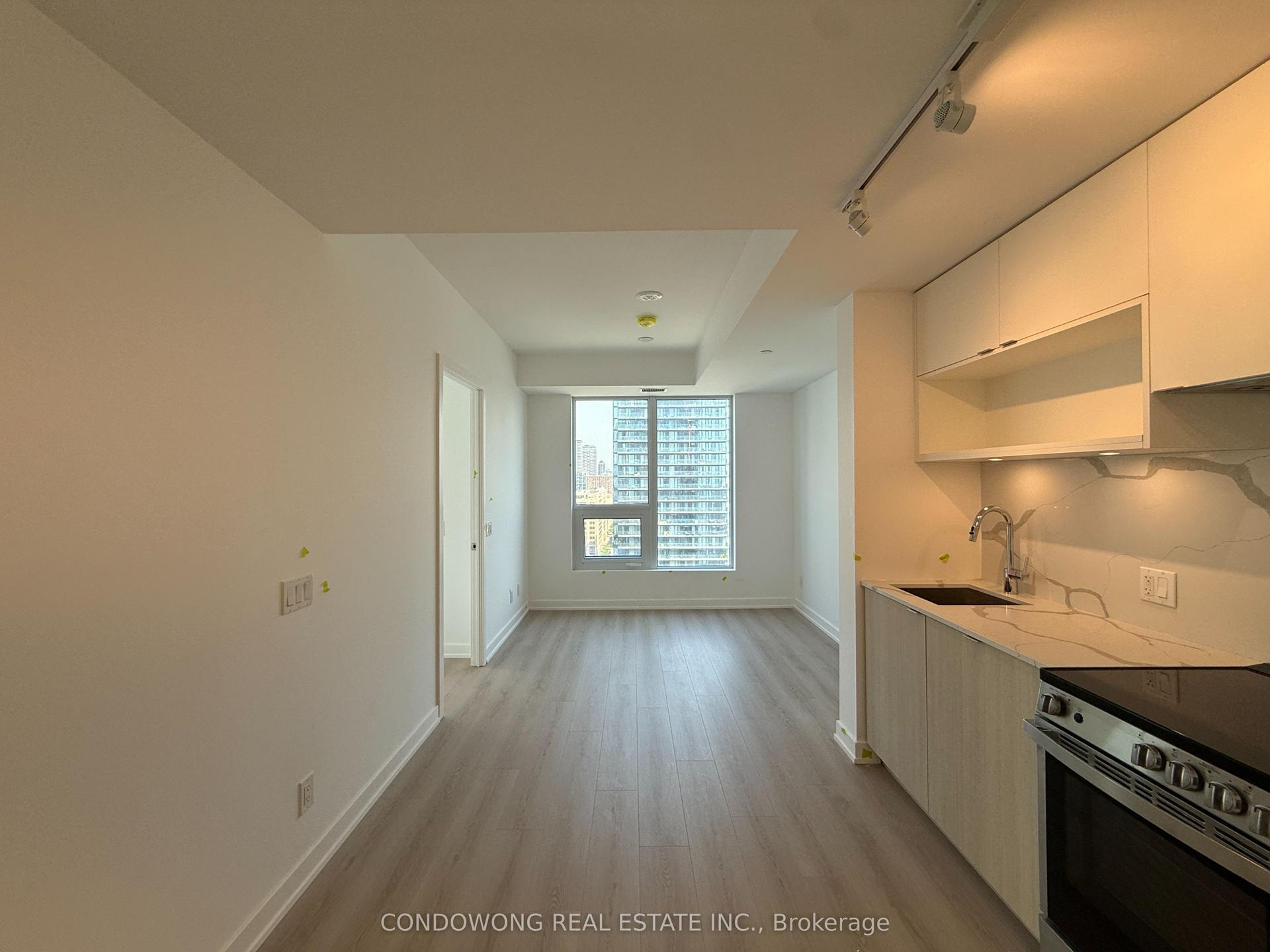 100 Queen Street E 2711 #2711 — photo 1