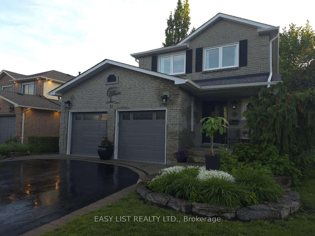51 Lyndale Crescent — photo 1
