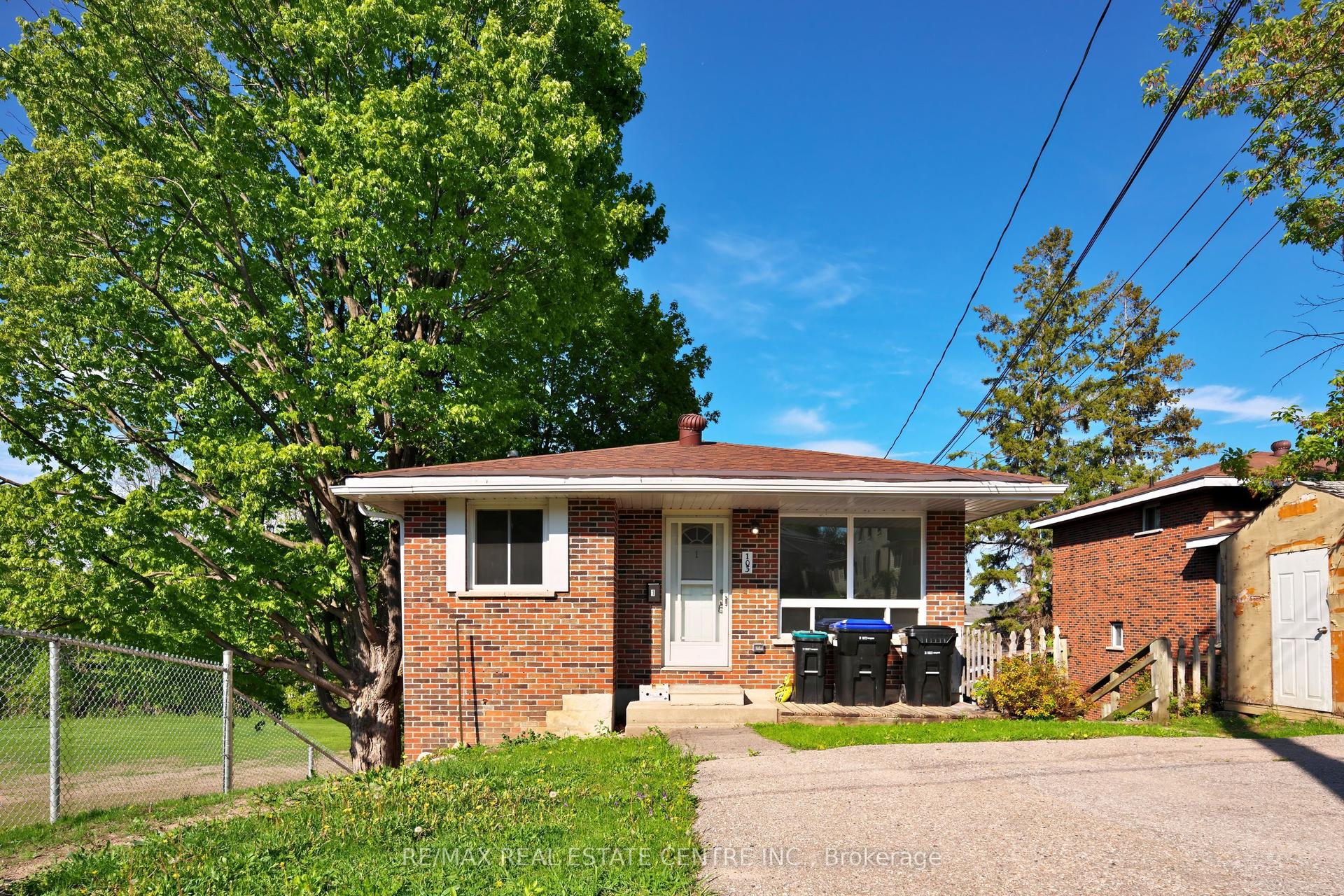 103 Sixth Street 1 #1, Midland — Detached for lease, photo 1