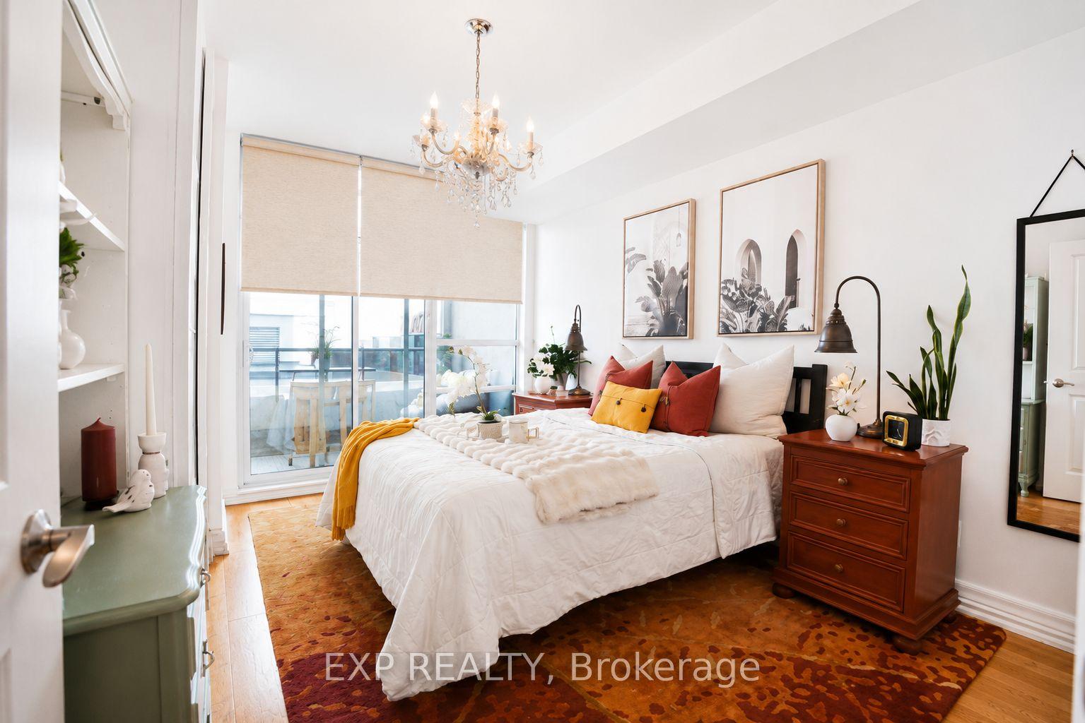 500 St Clair Avenue W 404 #404, Toronto — Condo for sale, photo 1
