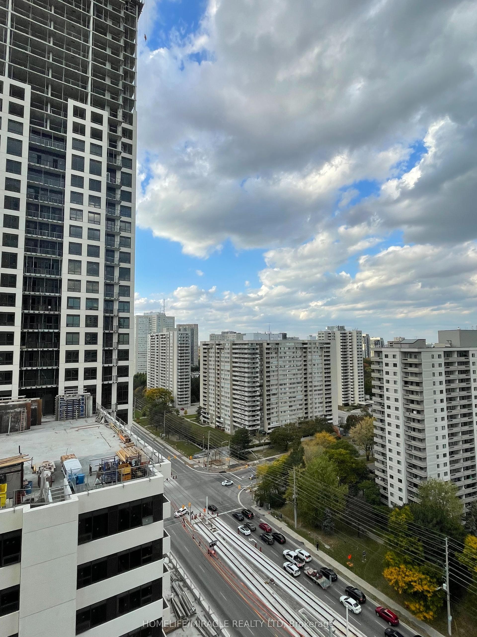 3504 Hurontario Street 2108 #2108, Mississauga — Condo for lease, photo 1