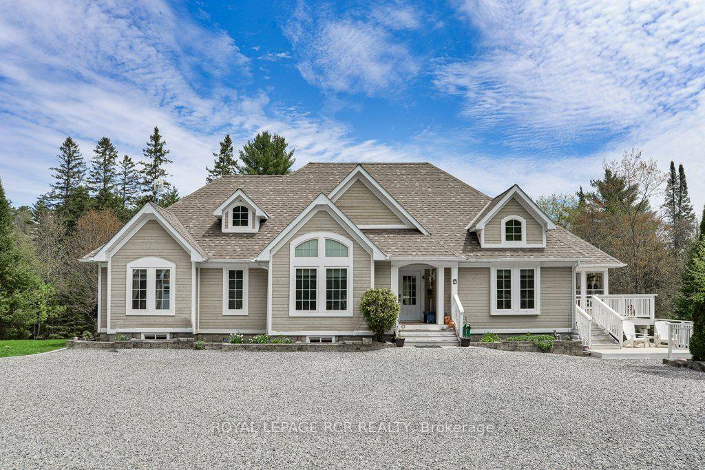 4 Mcgregor Way — photo 1