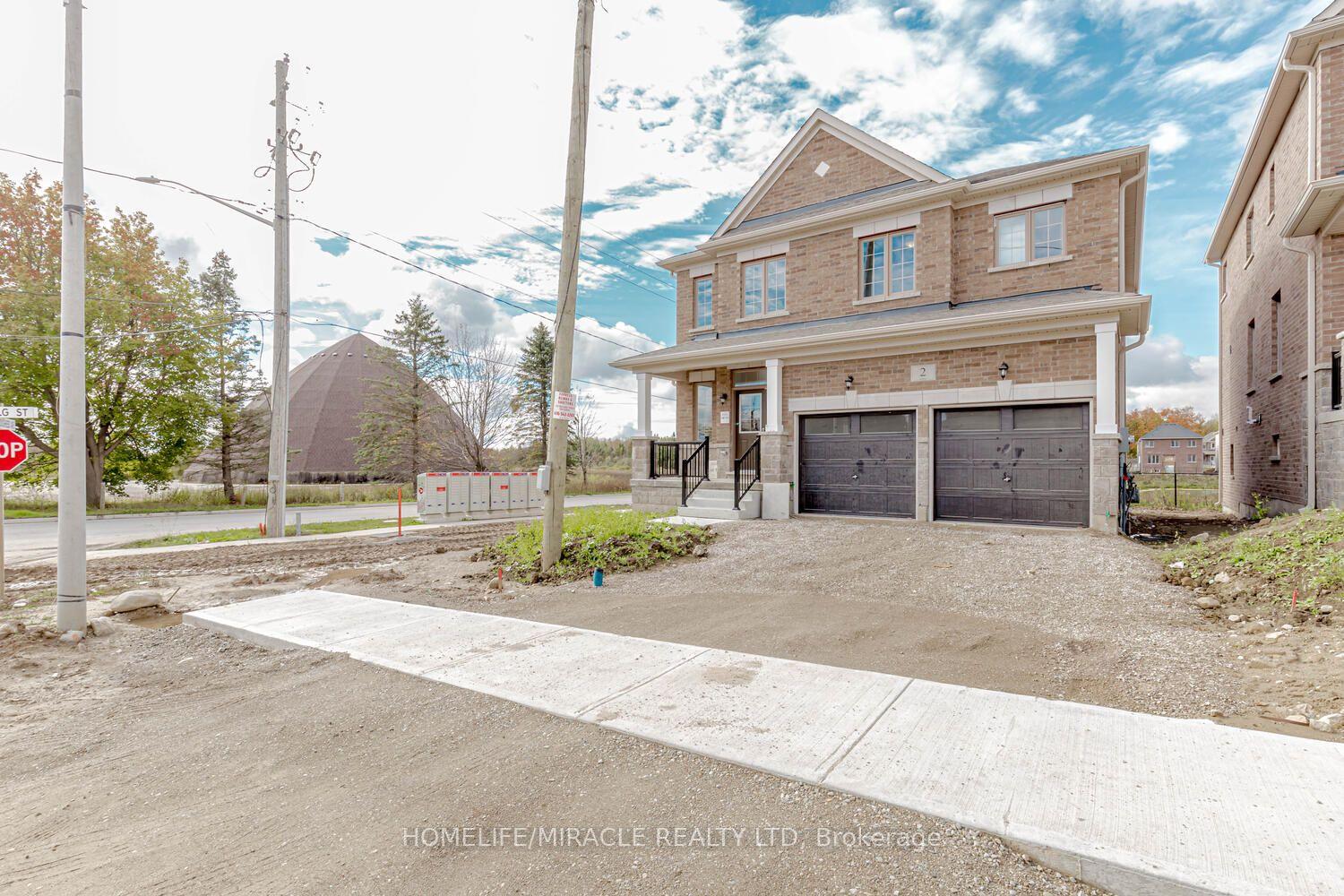 2 Doc Logheed Avenue, Southgate — Detached for lease, photo 1