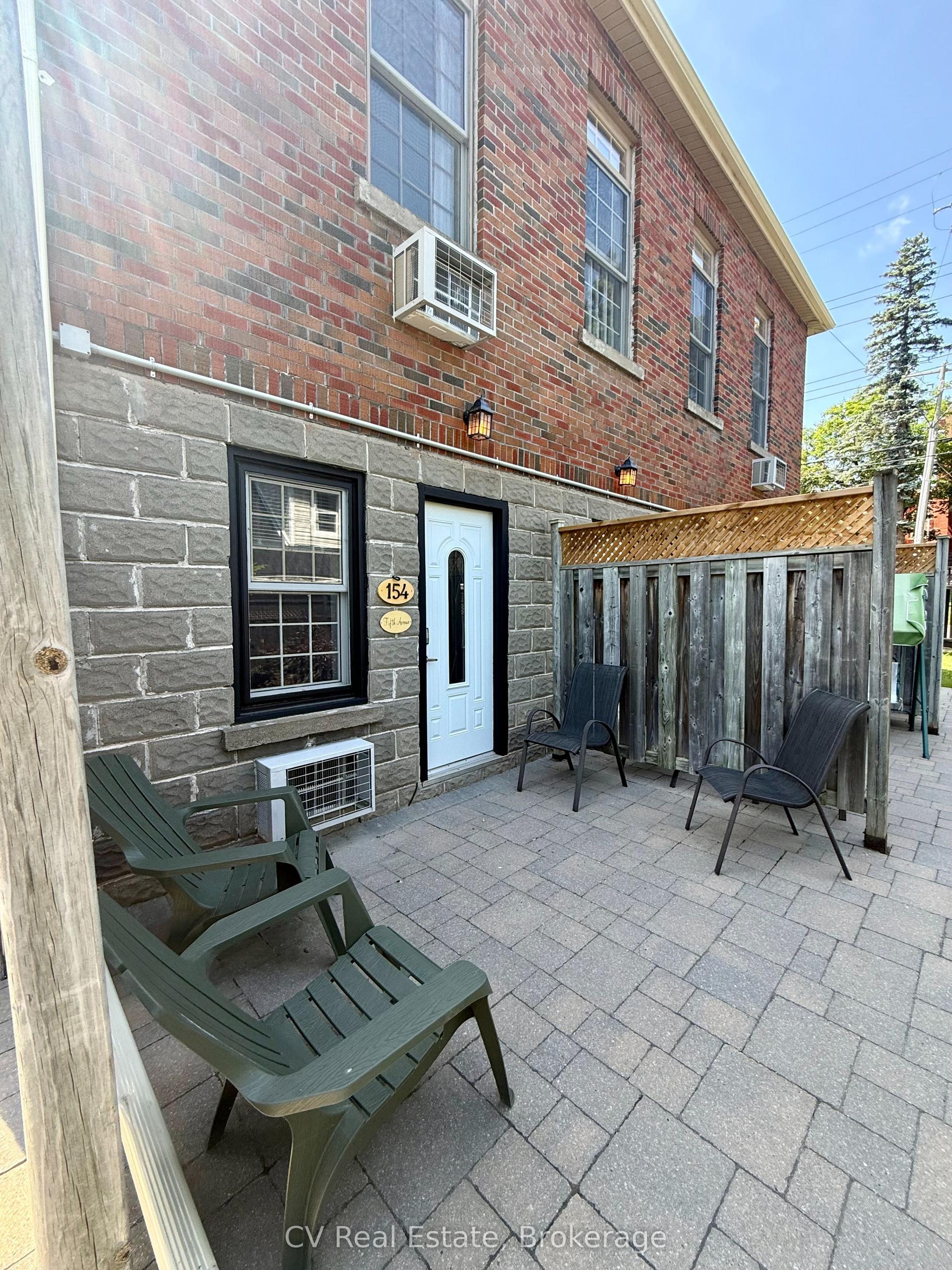 2 Mahaffy Court 154 #154, Bracebridge — Multiplex for lease, photo 1