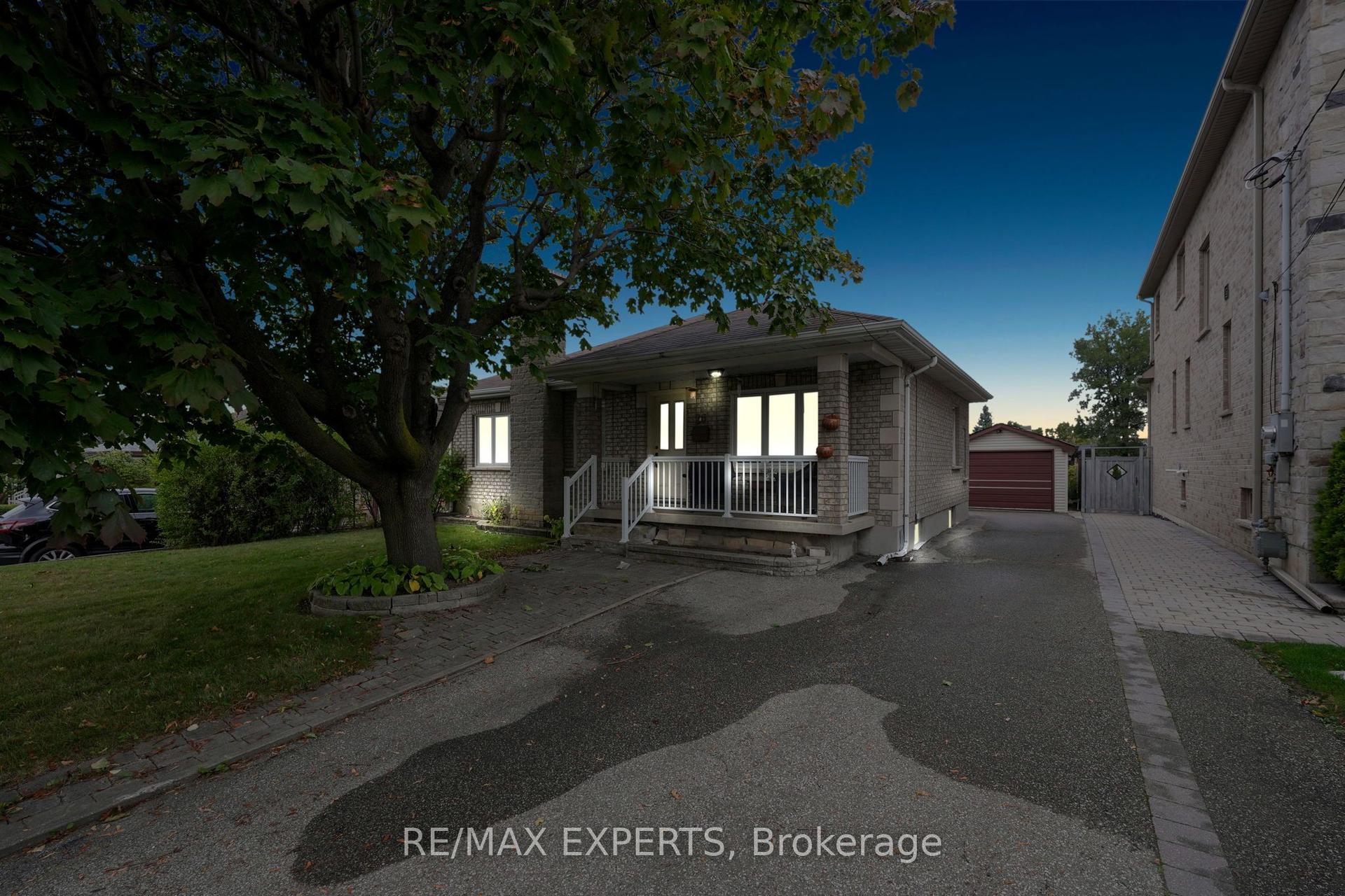 26 Grovedale Avenue — photo 1