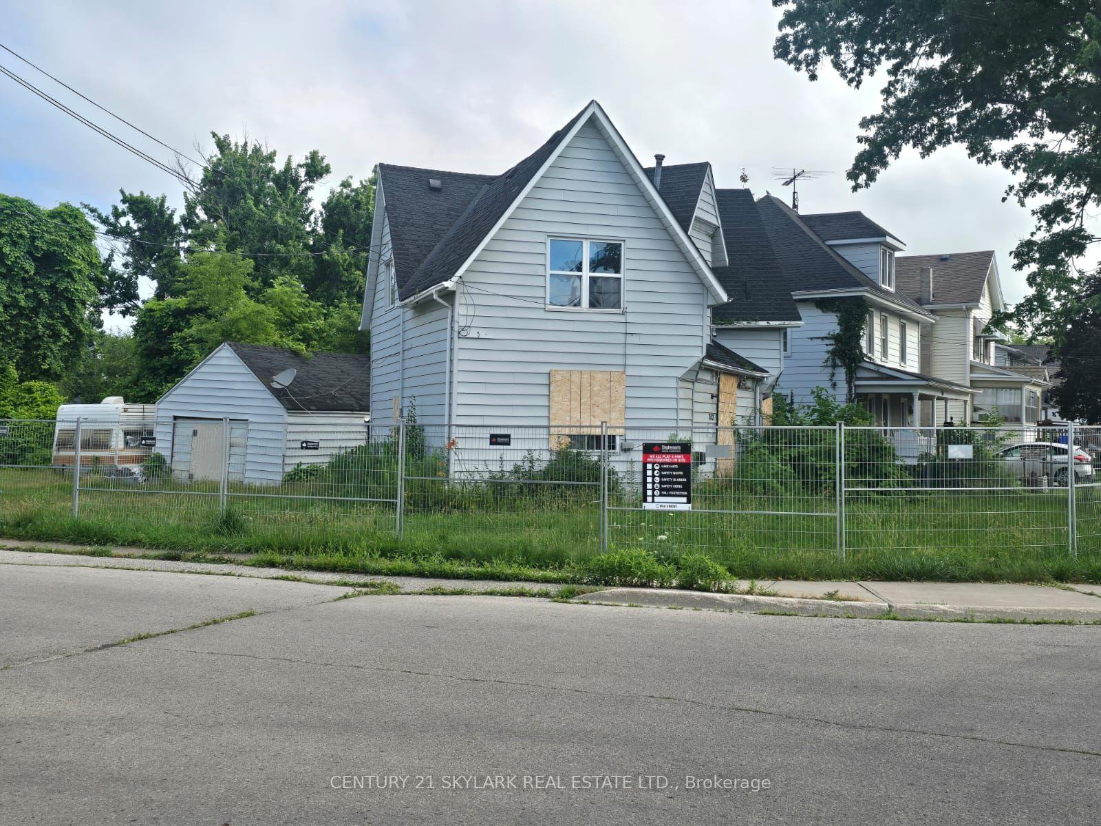 702 Cedar Street, Haldimand — Detached for sale, photo 1