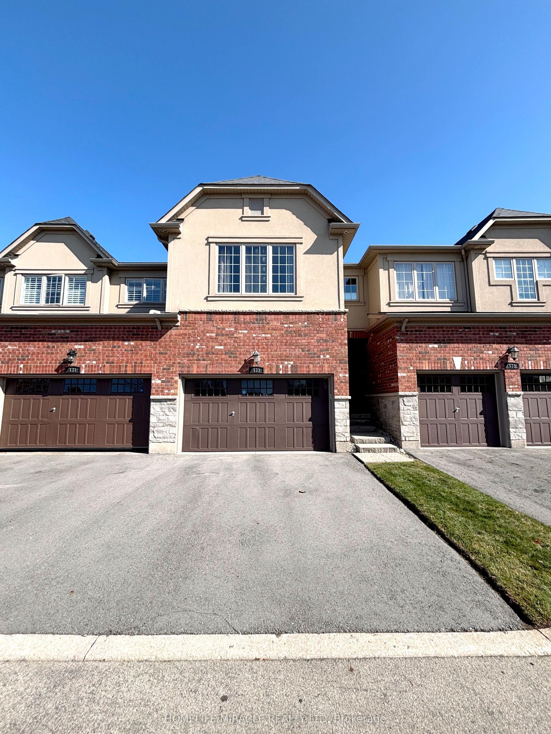 133 Oakhaven Place, Hamilton — Condo Town for lease, photo 1