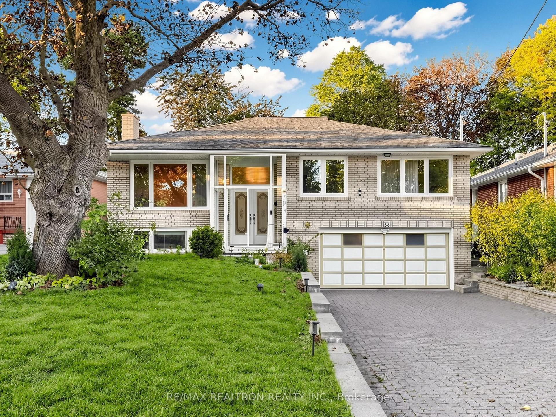 33 Sumner Heights Drive, Toronto — Detached for lease, photo 1