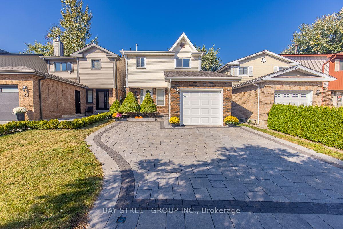 36 Lilac Avenue — photo 1