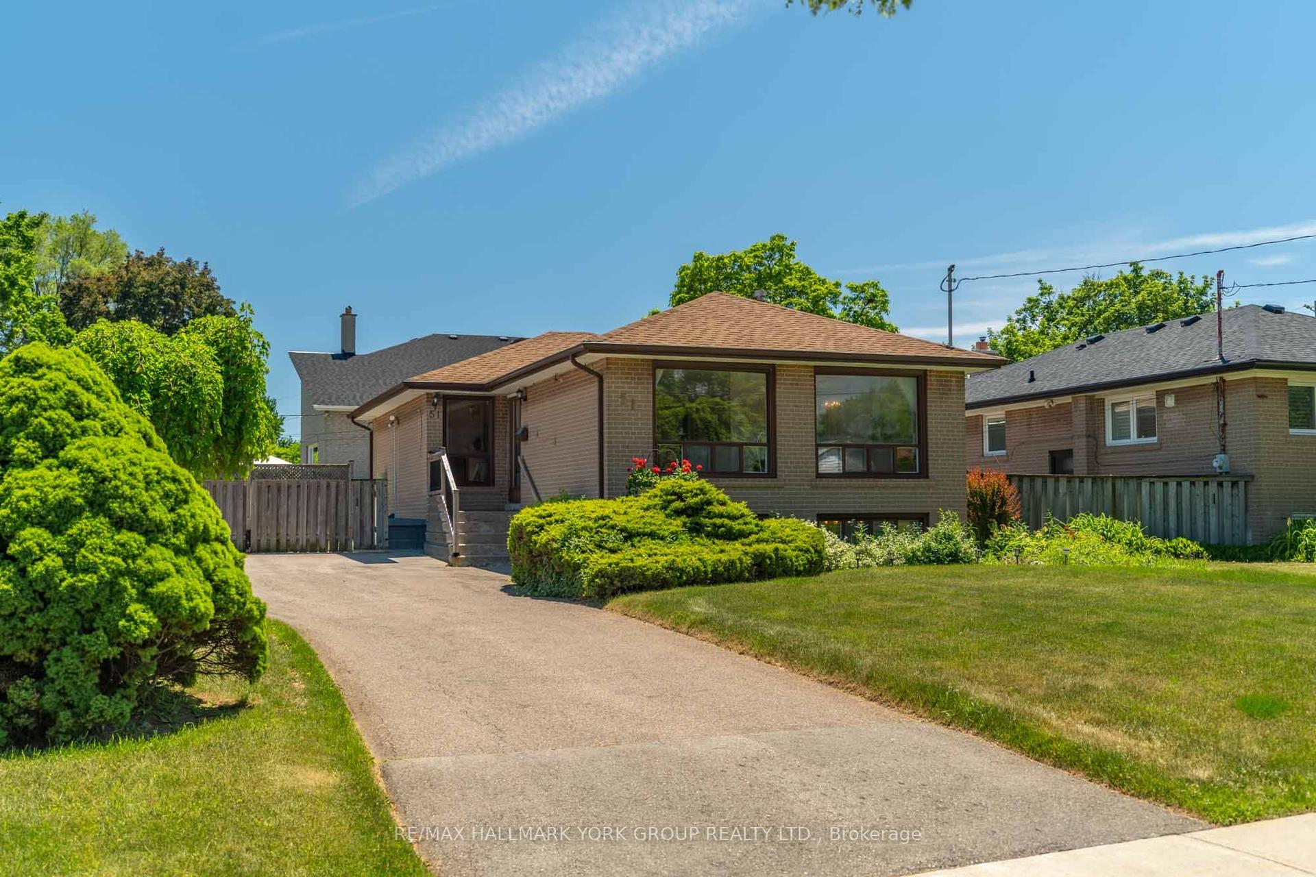 51 Eringate Drive — photo 1
