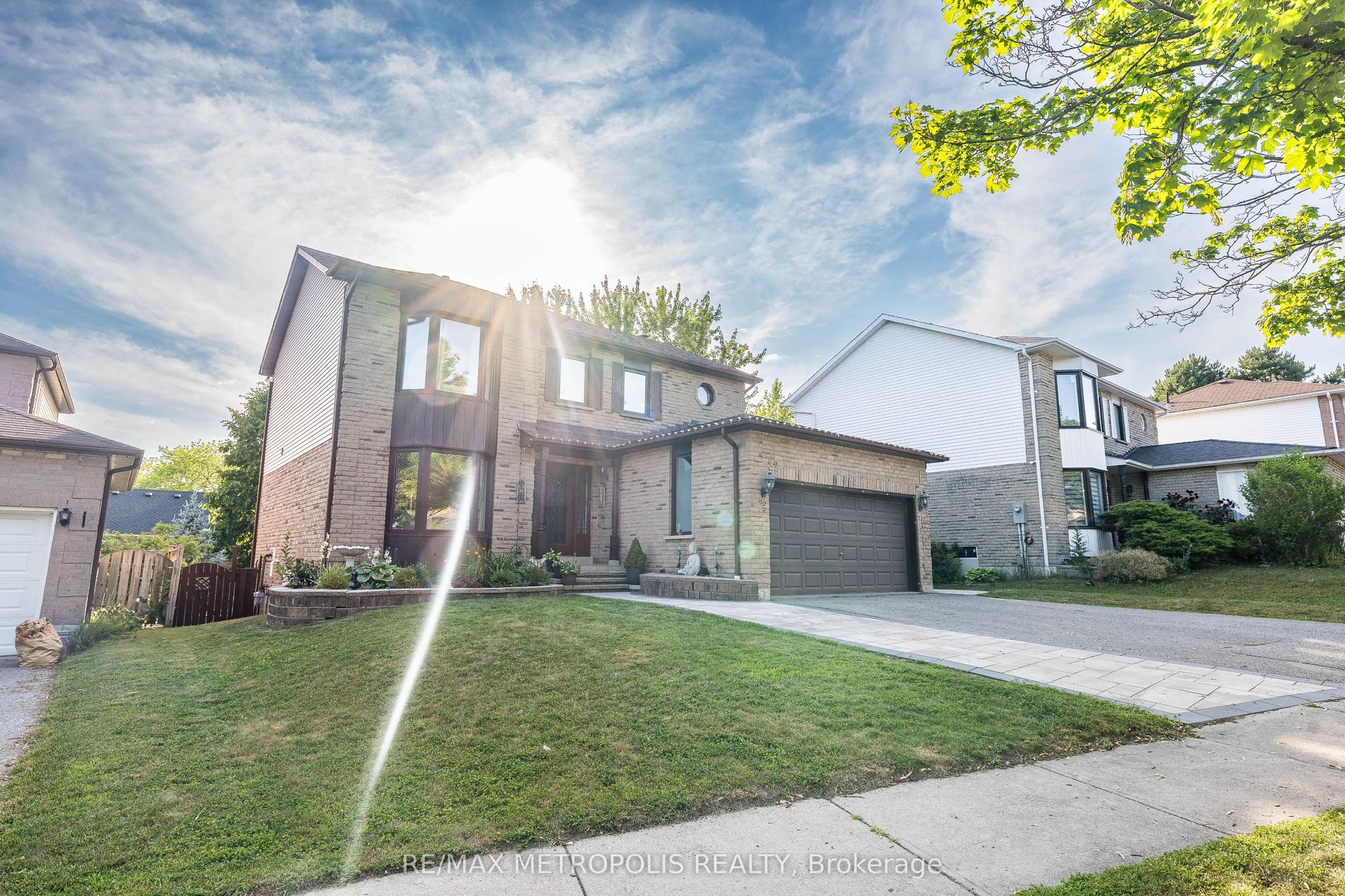 22 Mayflower Street Bsmt #Bsmt, Whitby — Detached for lease, photo 1