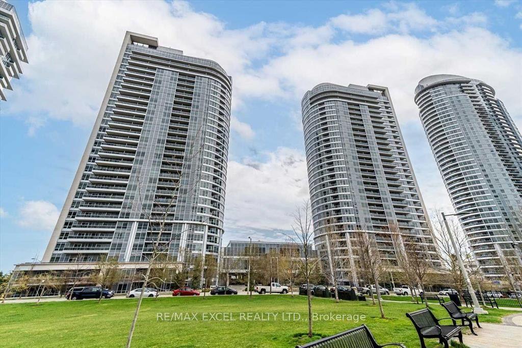 151 Village Green Square 1806 #1806, Toronto — Condo for lease, photo 1