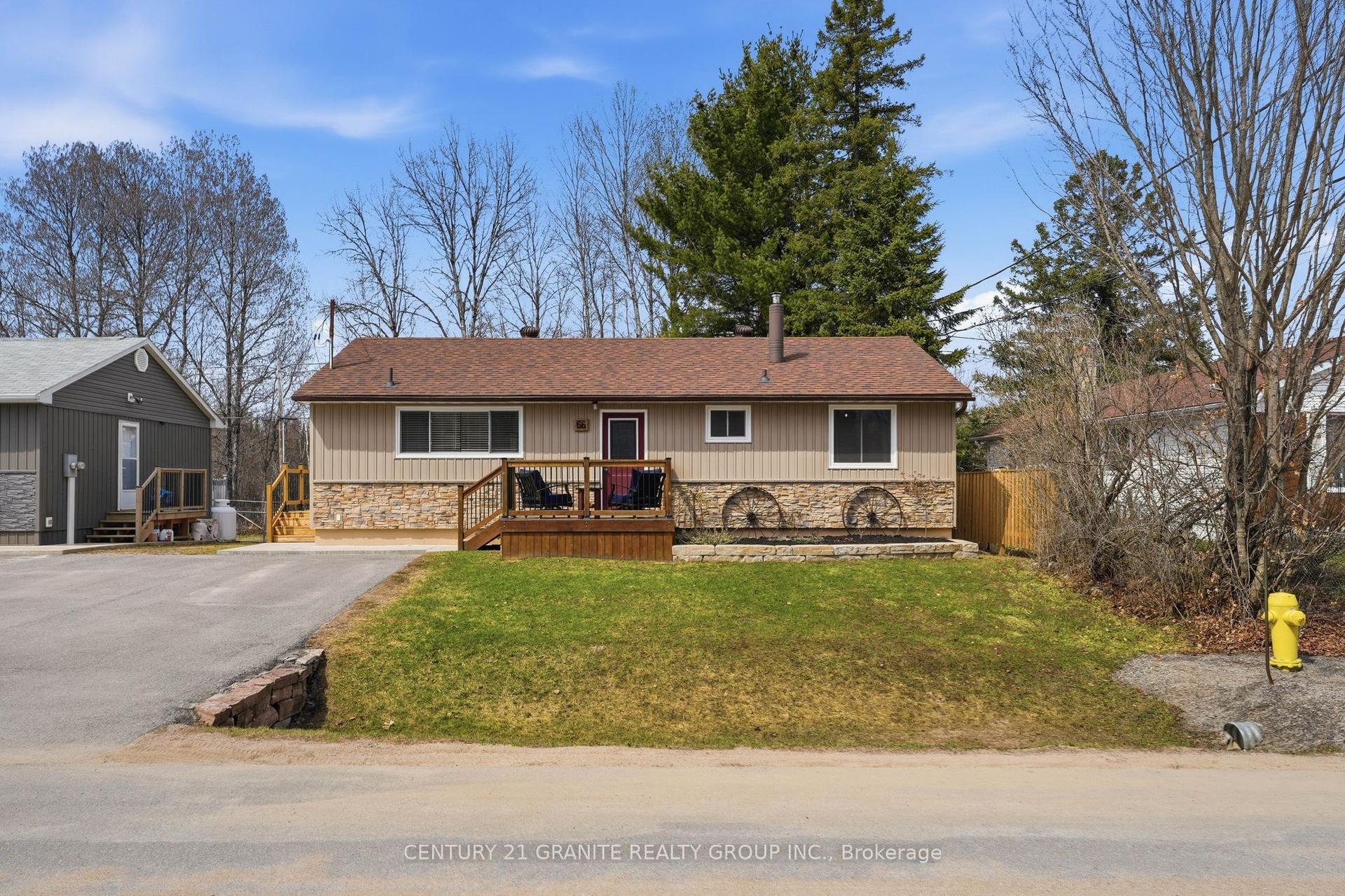 66 Sprucedale Street — photo 1
