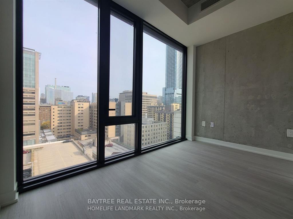 195 Mccaul Street 1308 #1308 — photo 1