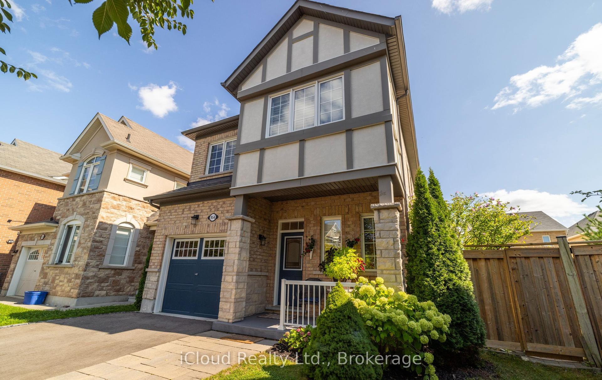 954 Penson Crescent, Milton — Detached for sale, photo 1