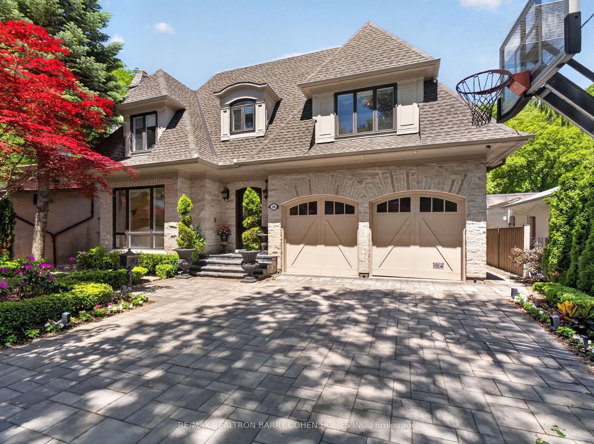 18 Brookfield Road, Toronto — Detached for sale, photo 1
