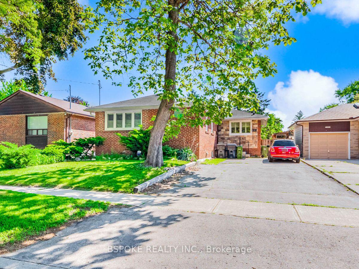 252 Thistle Down Boulevard Upper #Upper, Toronto — Detached for lease, photo 1