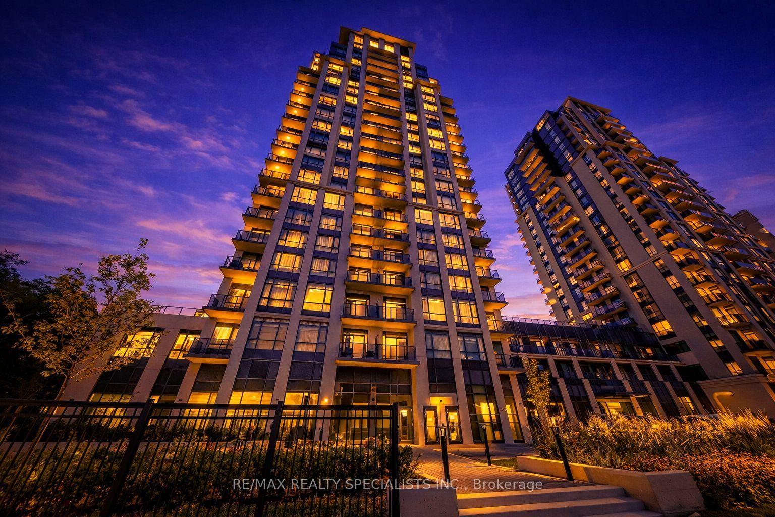 202 Burnhamthorpe Road E 302 #302 — photo 1