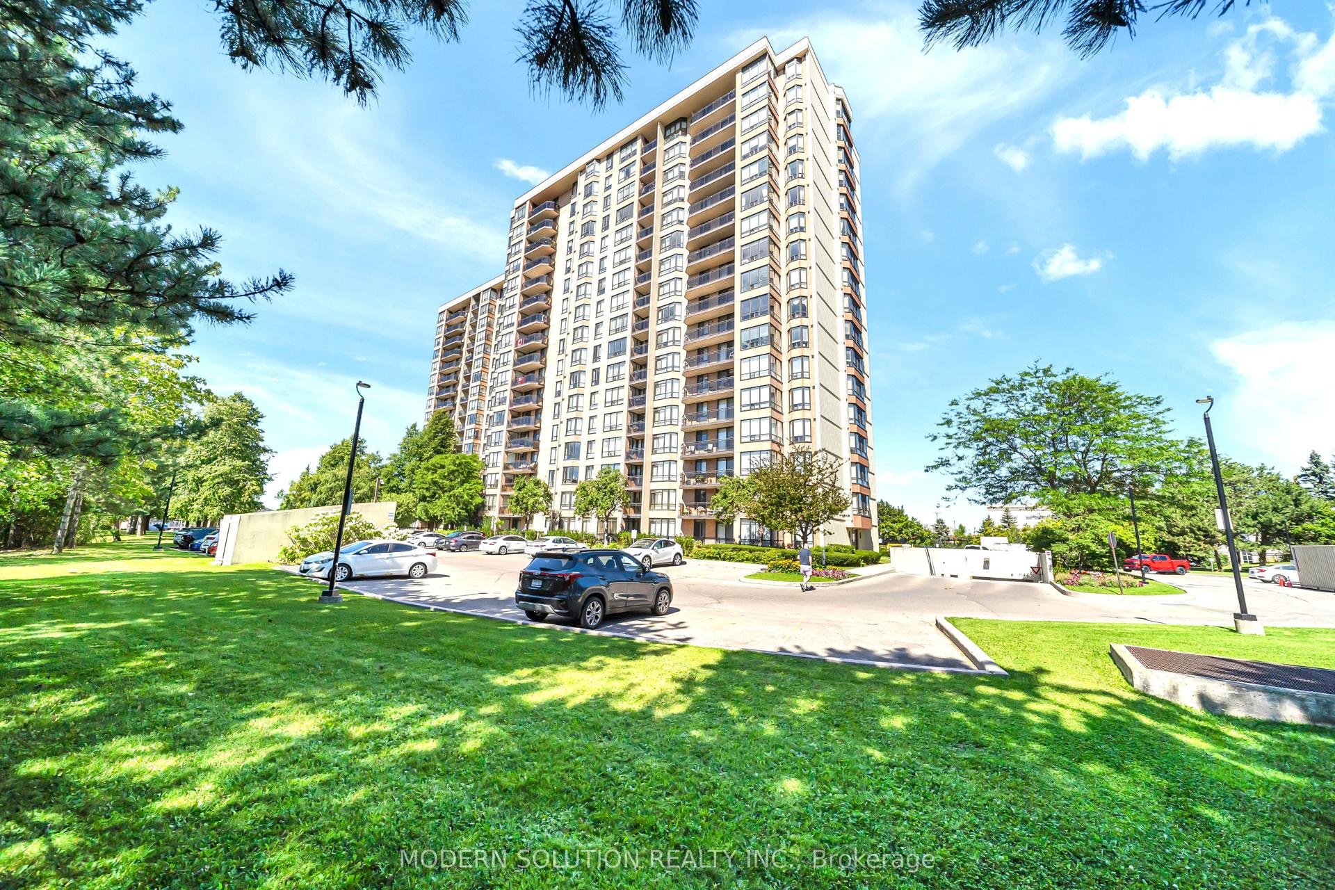 20 Cherrytree Drive 501 #501, Brampton — Condo for sale, photo 1