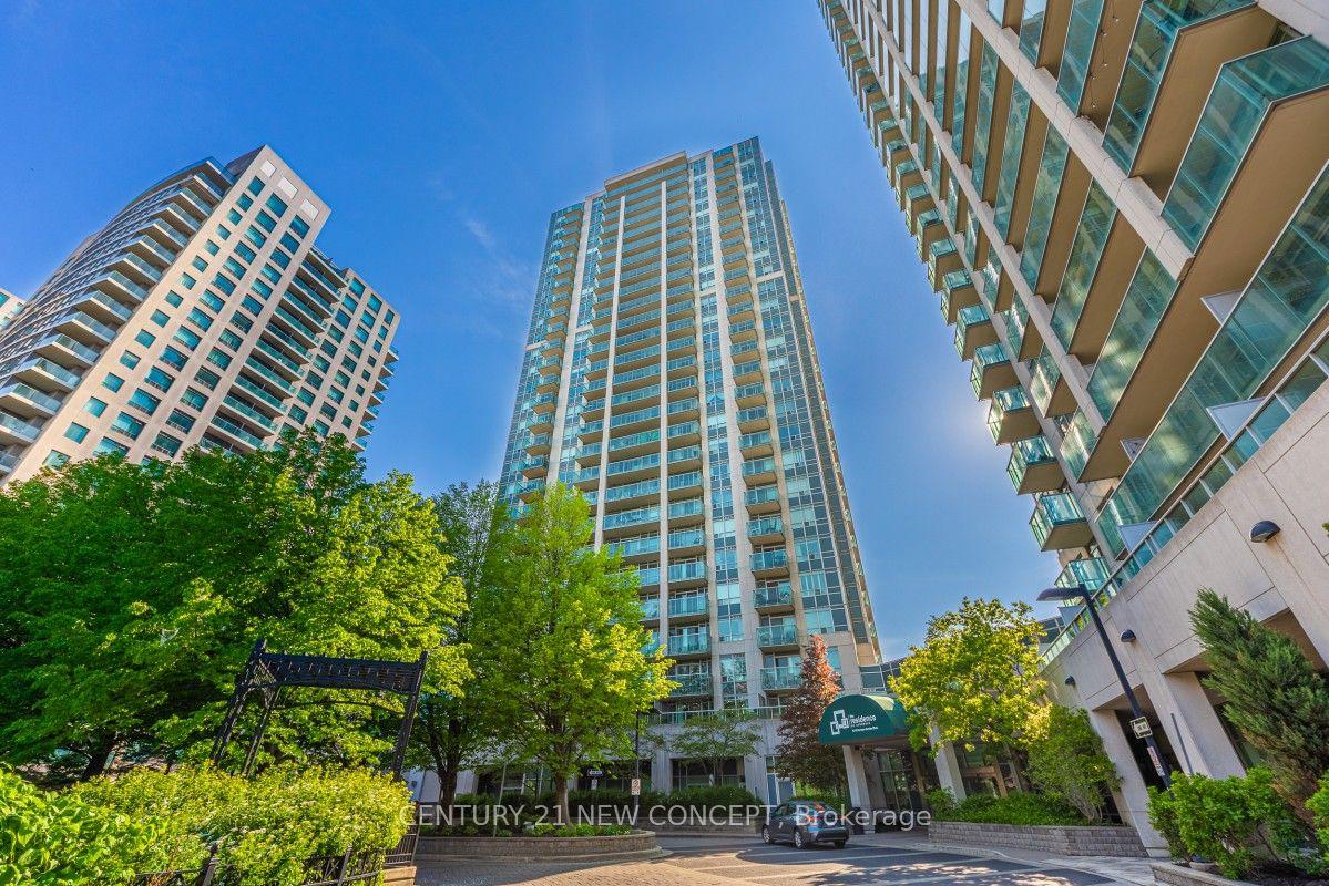 18 Harrison Garden Boulevard 903 #903 — photo 1