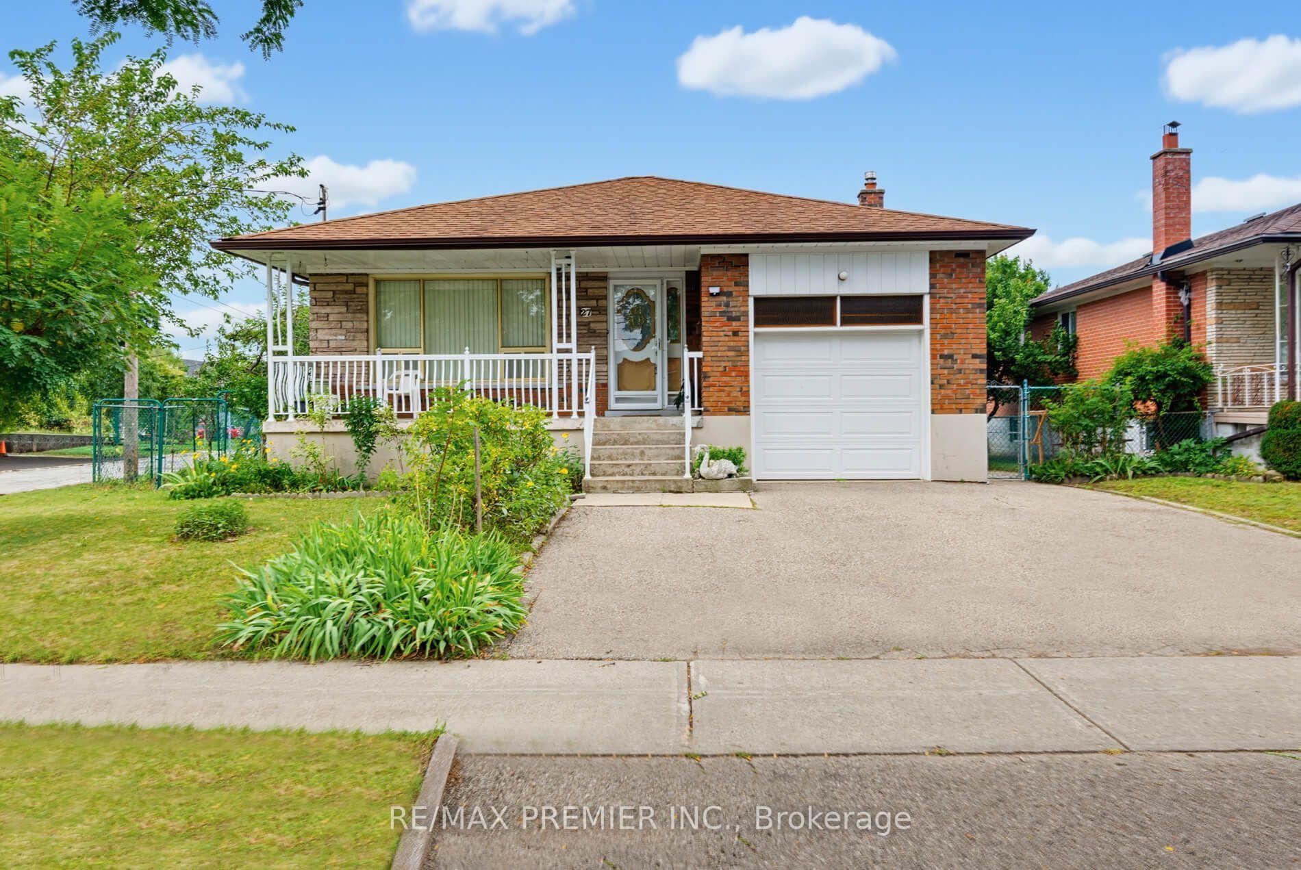 27 Whitfield Avenue, Toronto — Detached for sale, photo 1