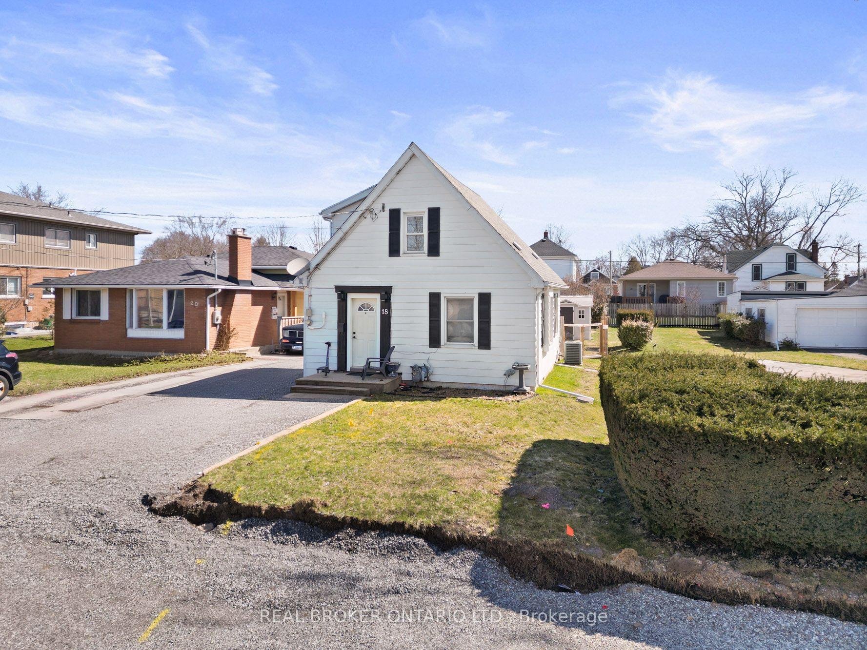 18 Patricia Avenue — photo 1