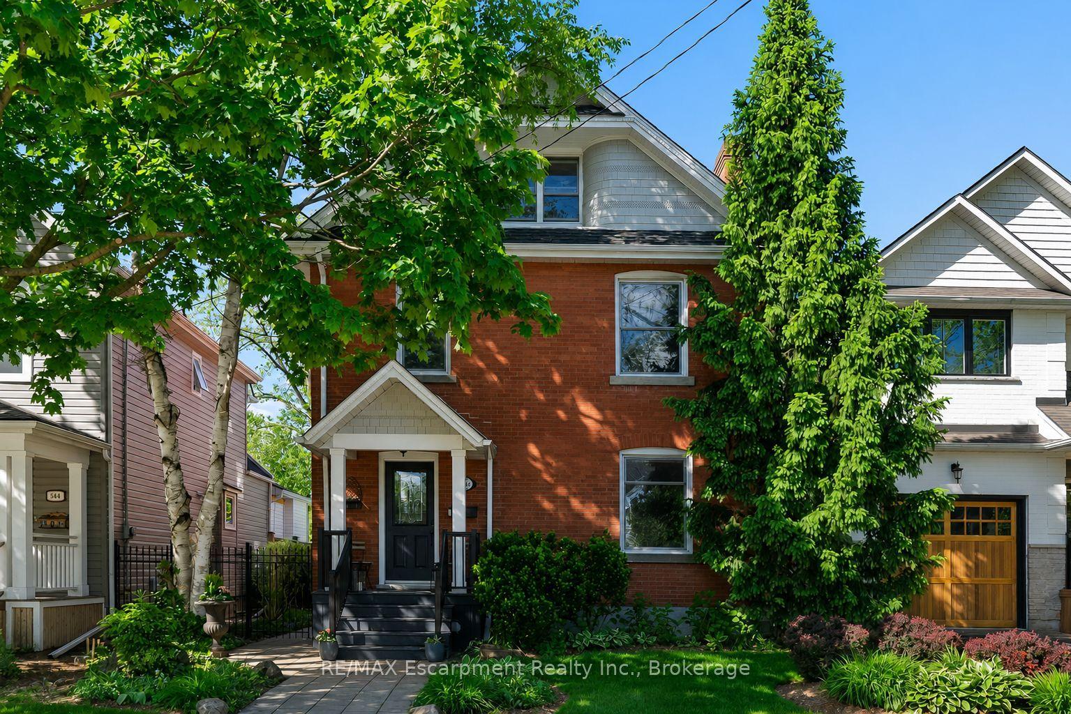 546 HURD Avenue — photo 1