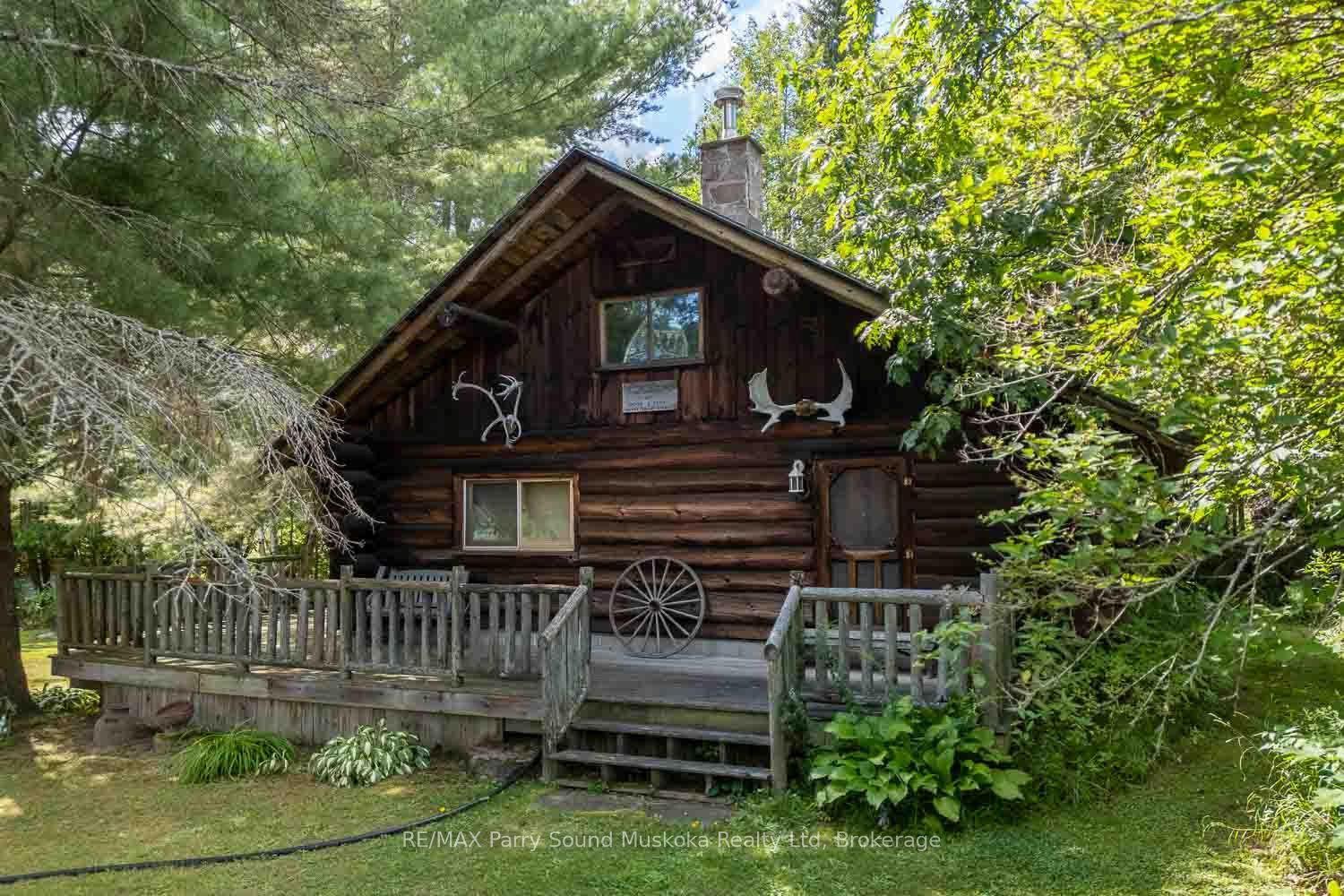 4 Mary Street, Magnetawan — Detached for sale, photo 1