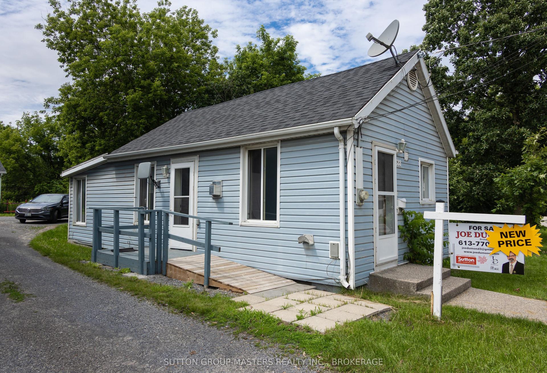 688 Montreal Street, Kingston — Detached for sale, photo 1