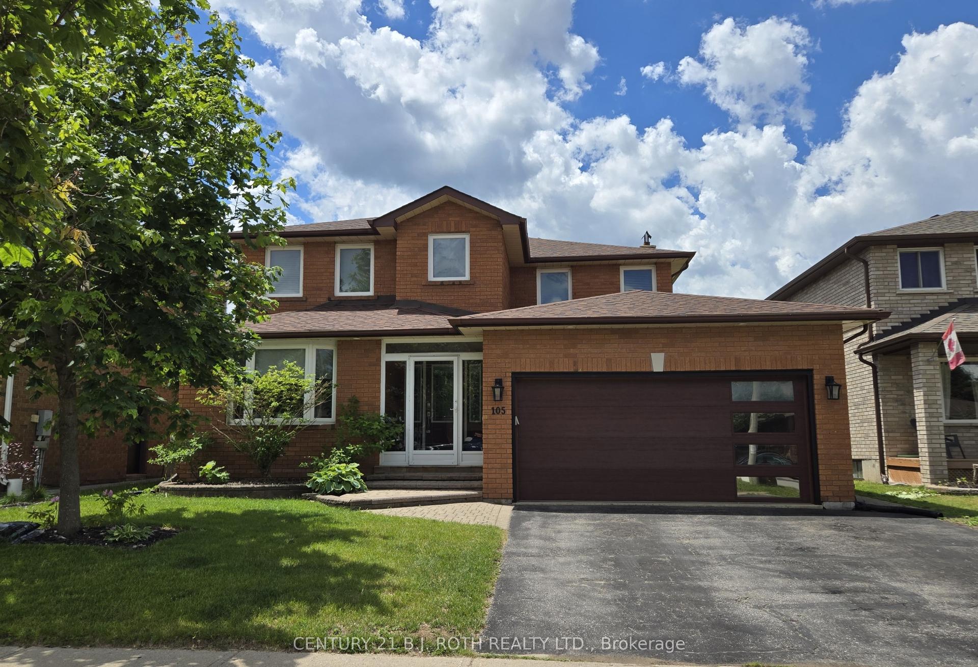 105 Chieftain Crescent — photo 1