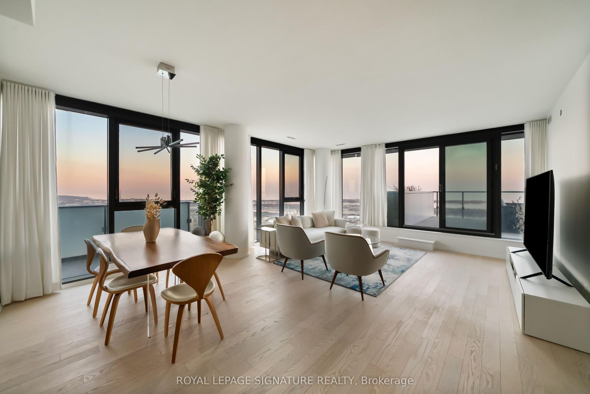 16 Bonnycastle Street 4304 #4304, Toronto — Condo for sale, photo 1