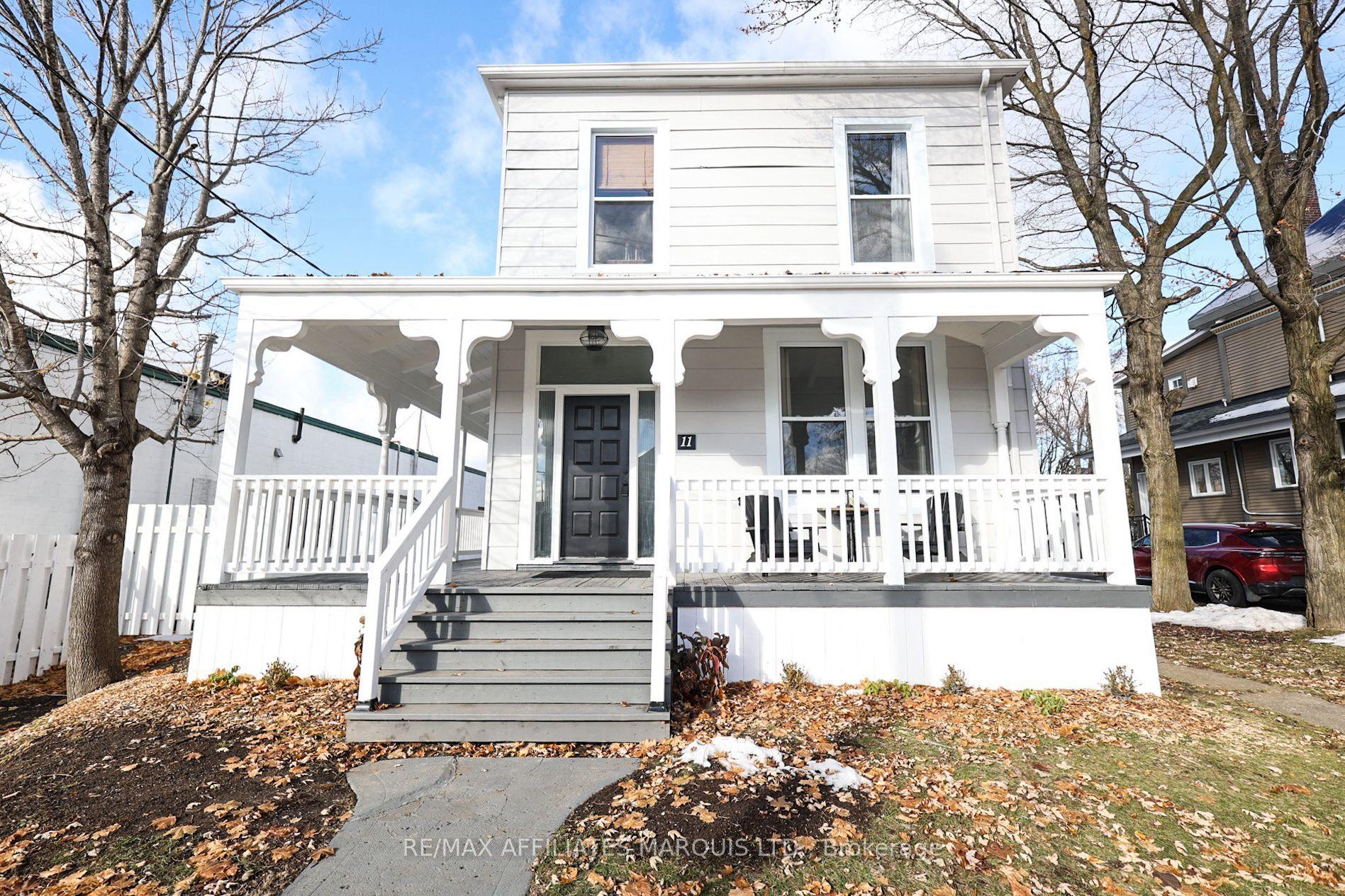 11 Elgin Street E — photo 1