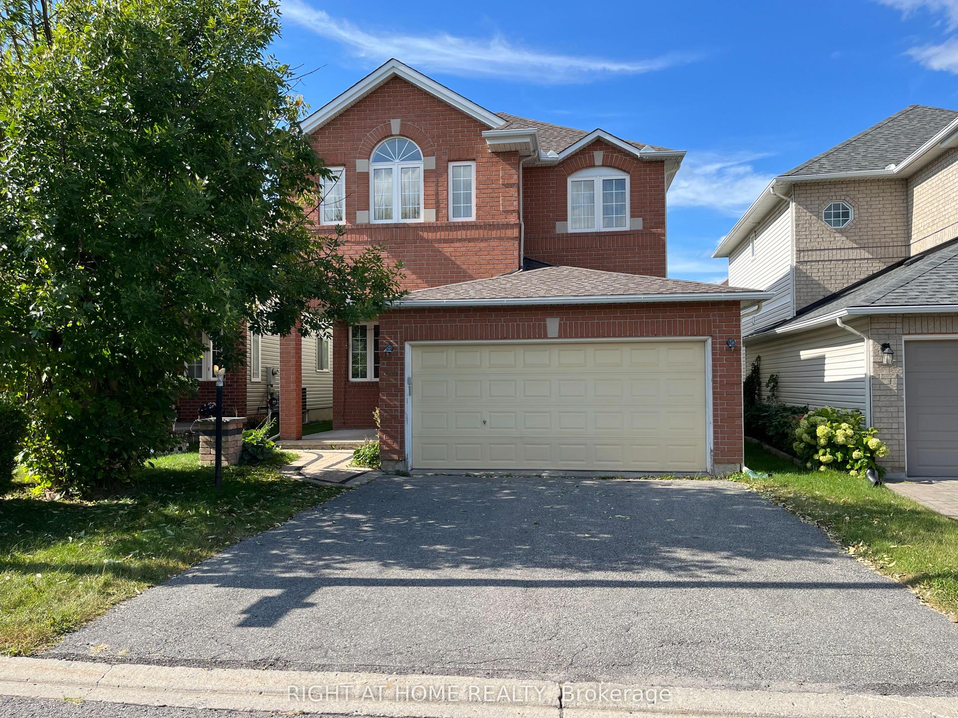 270 DEERCROFT Avenue — photo 1