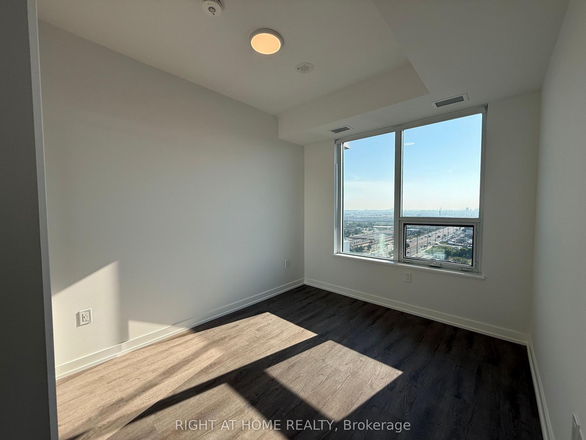 21 Meadowdale Road 1609 #1609, Vaughan — Condo for lease, photo 1