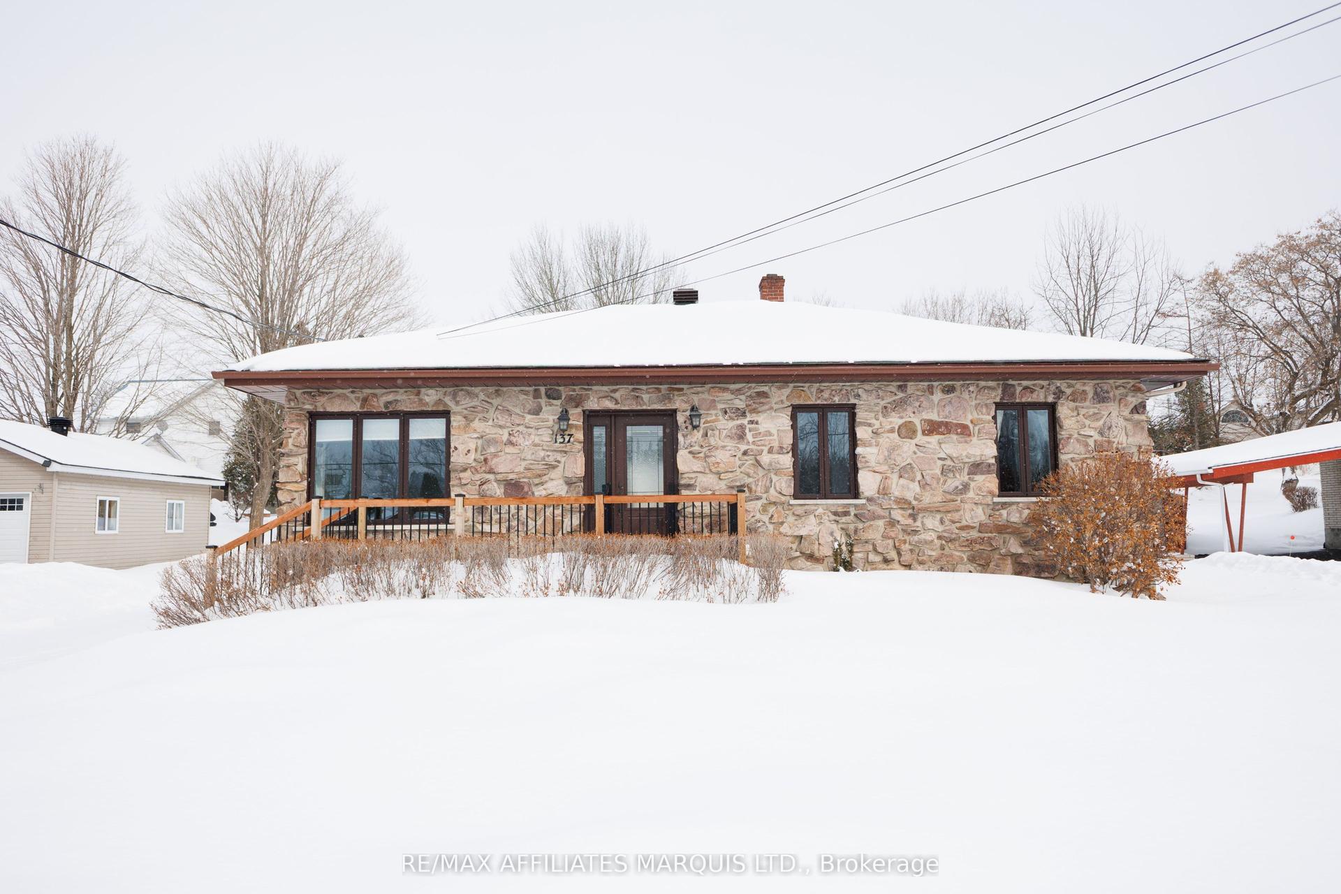 137 Park Avenue — photo 1