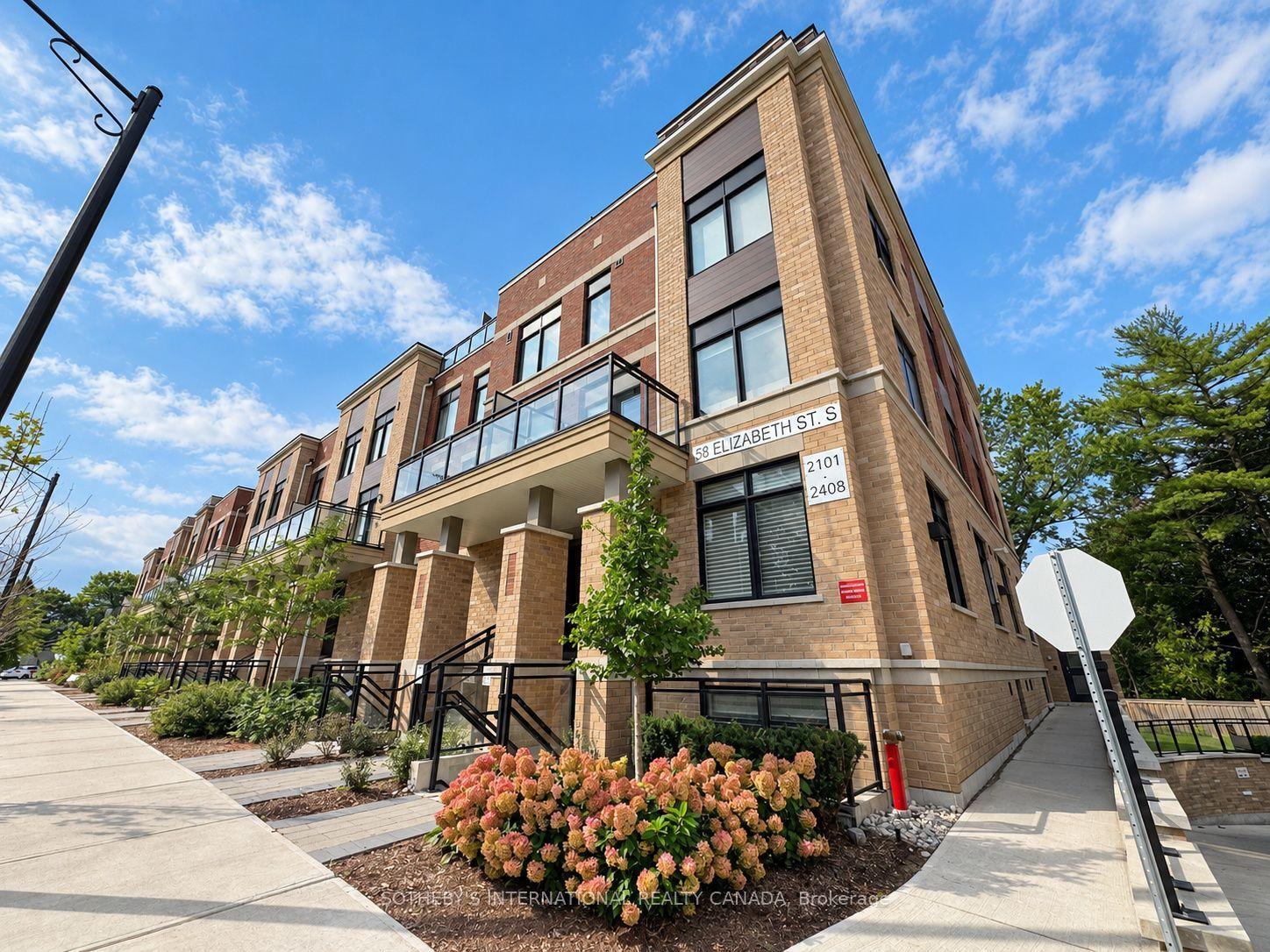 58 Elizabeth Street S 2102 #2102, Richmond Hill — Condo Town for lease, photo 1