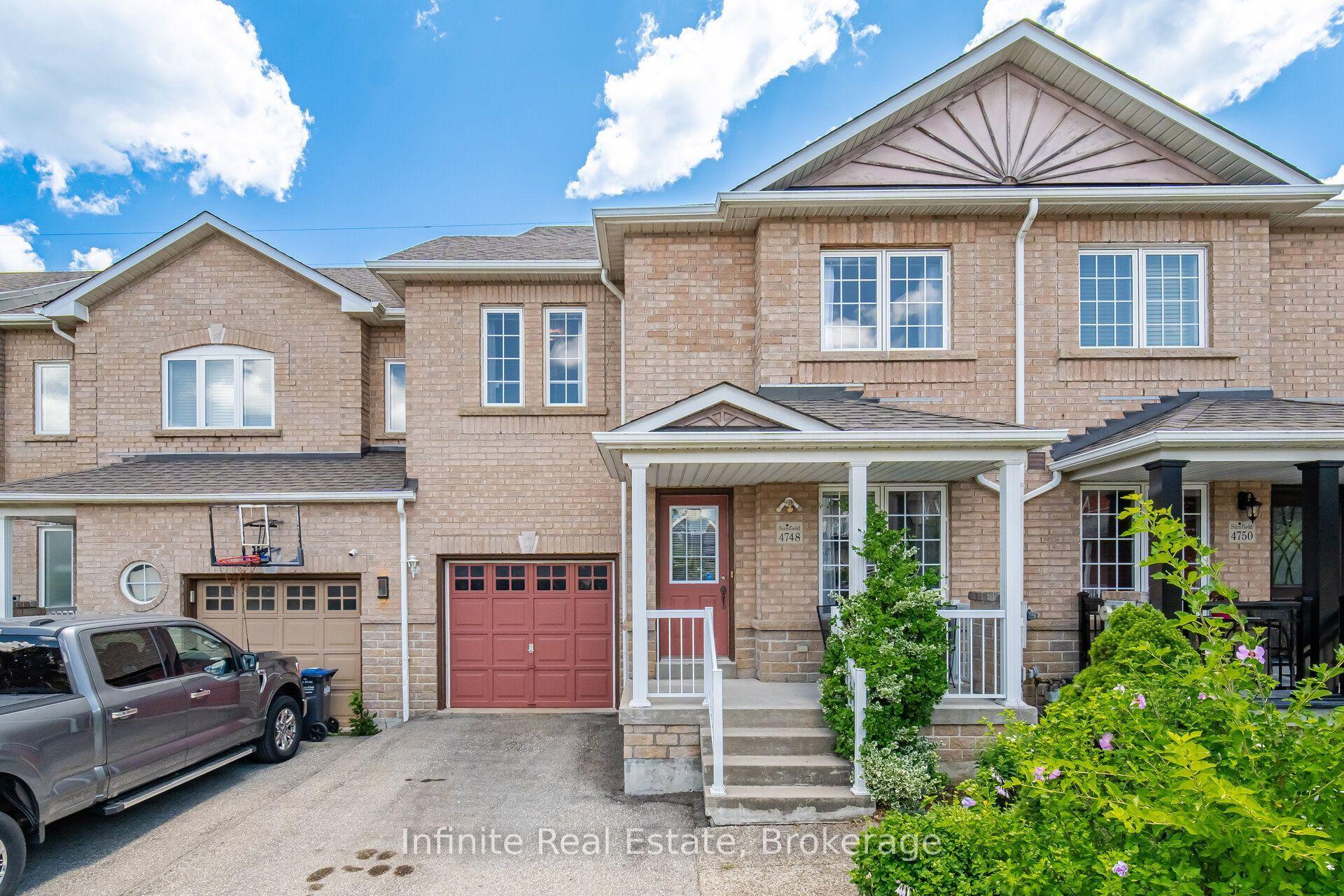 4748 James Austin Drive, Mississauga — Townhouse for sale, photo 1