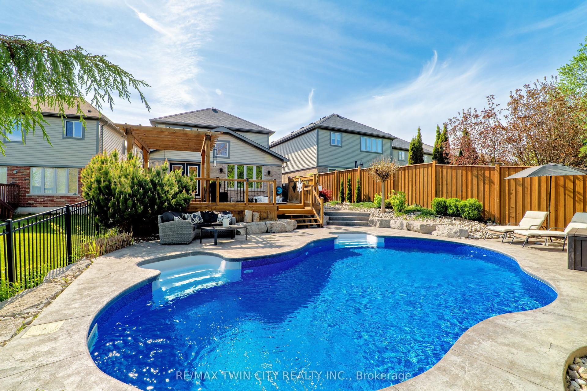78 Forest Creek Drive — photo 1