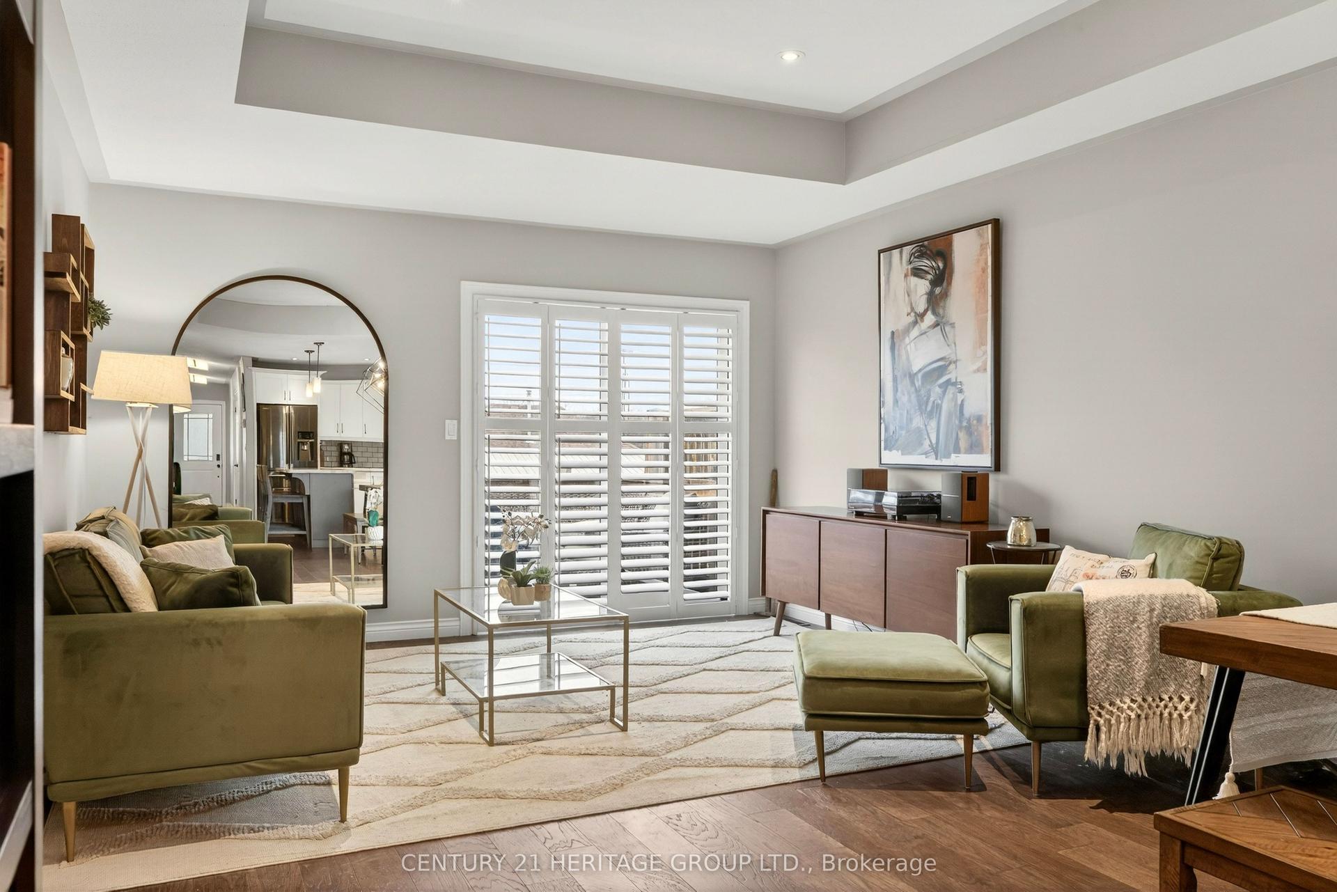 67 MacNeil Court — photo 1