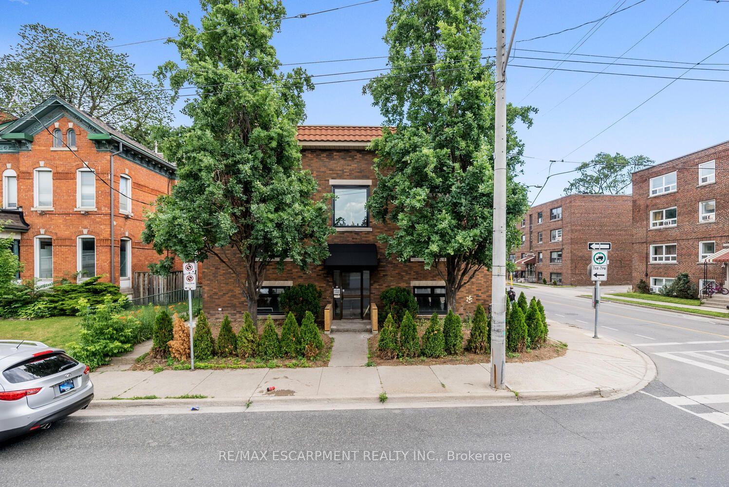 127 Victoria Avenue S 4 #4, Hamilton — Detached for lease, photo 1