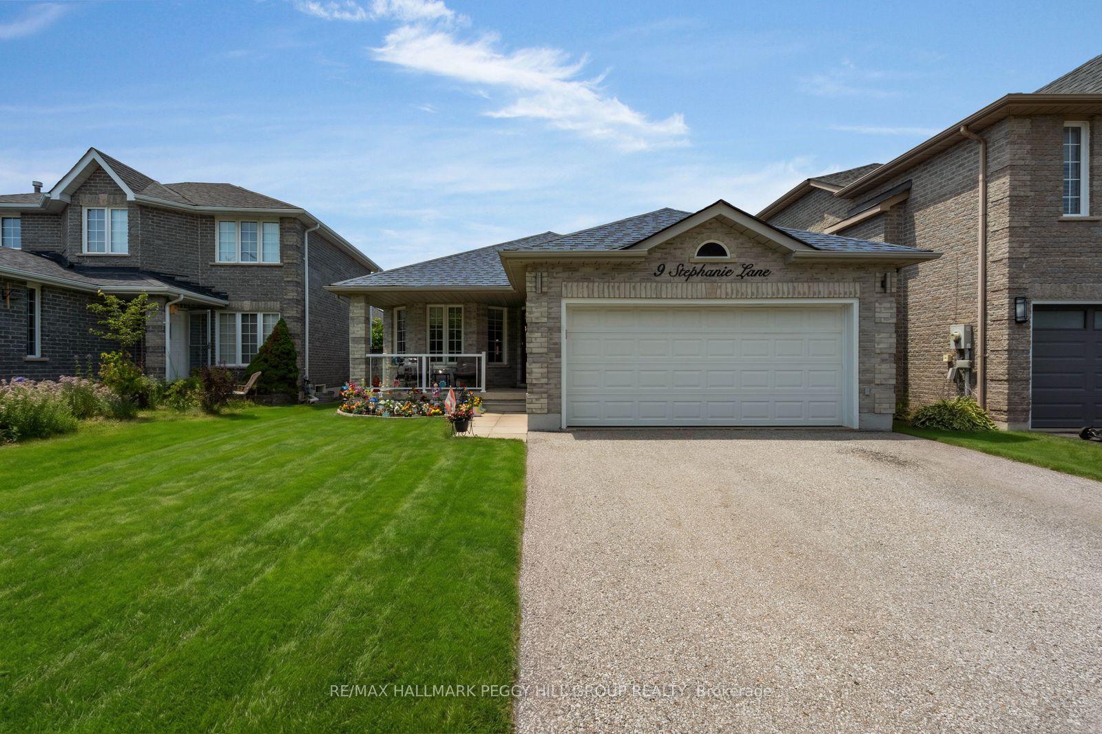 9 Stephanie Lane, Barrie — Detached for sale, photo 1