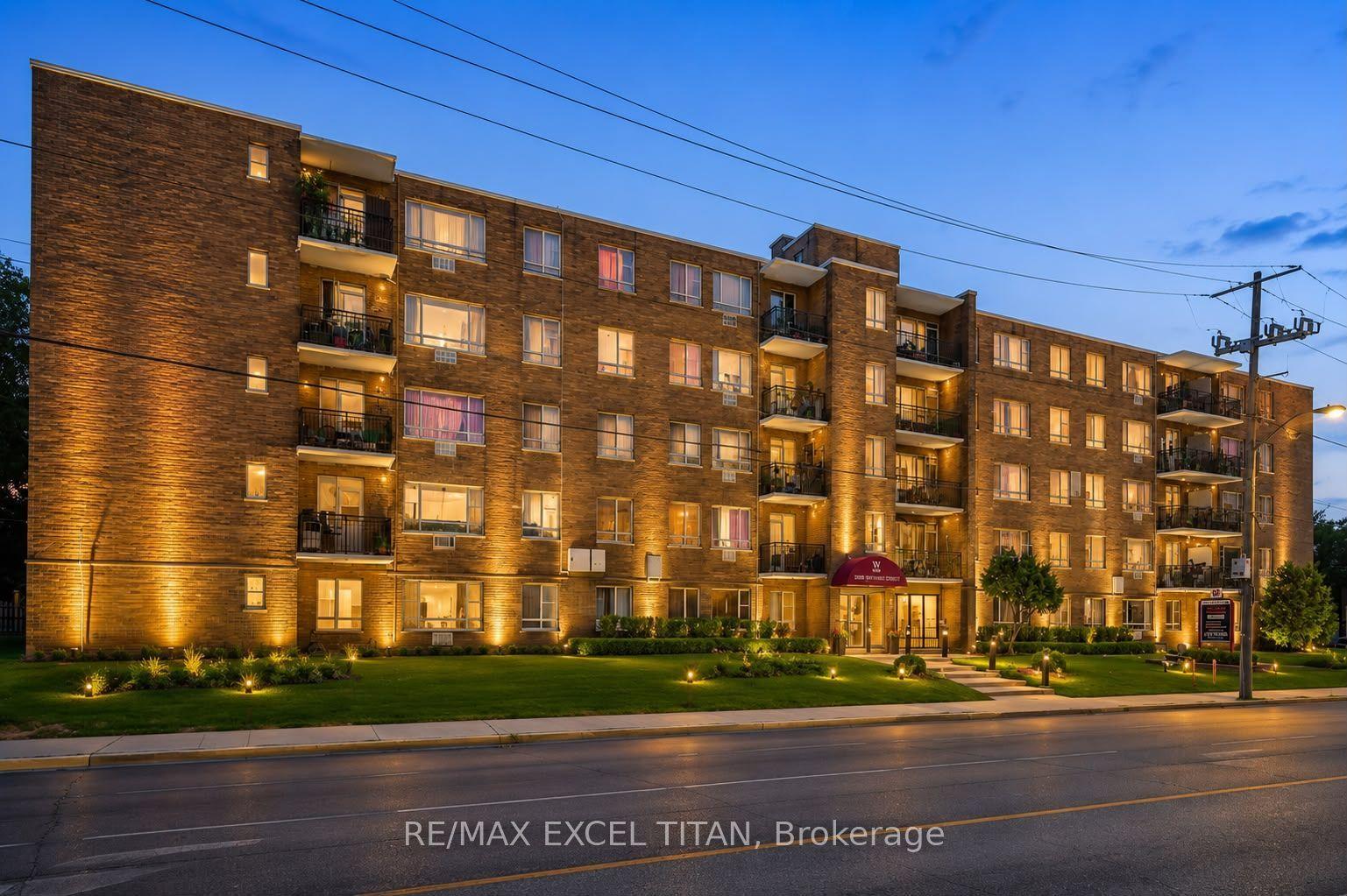 2895 Bathurst Street 111 #111, Toronto — Condo for lease, photo 1