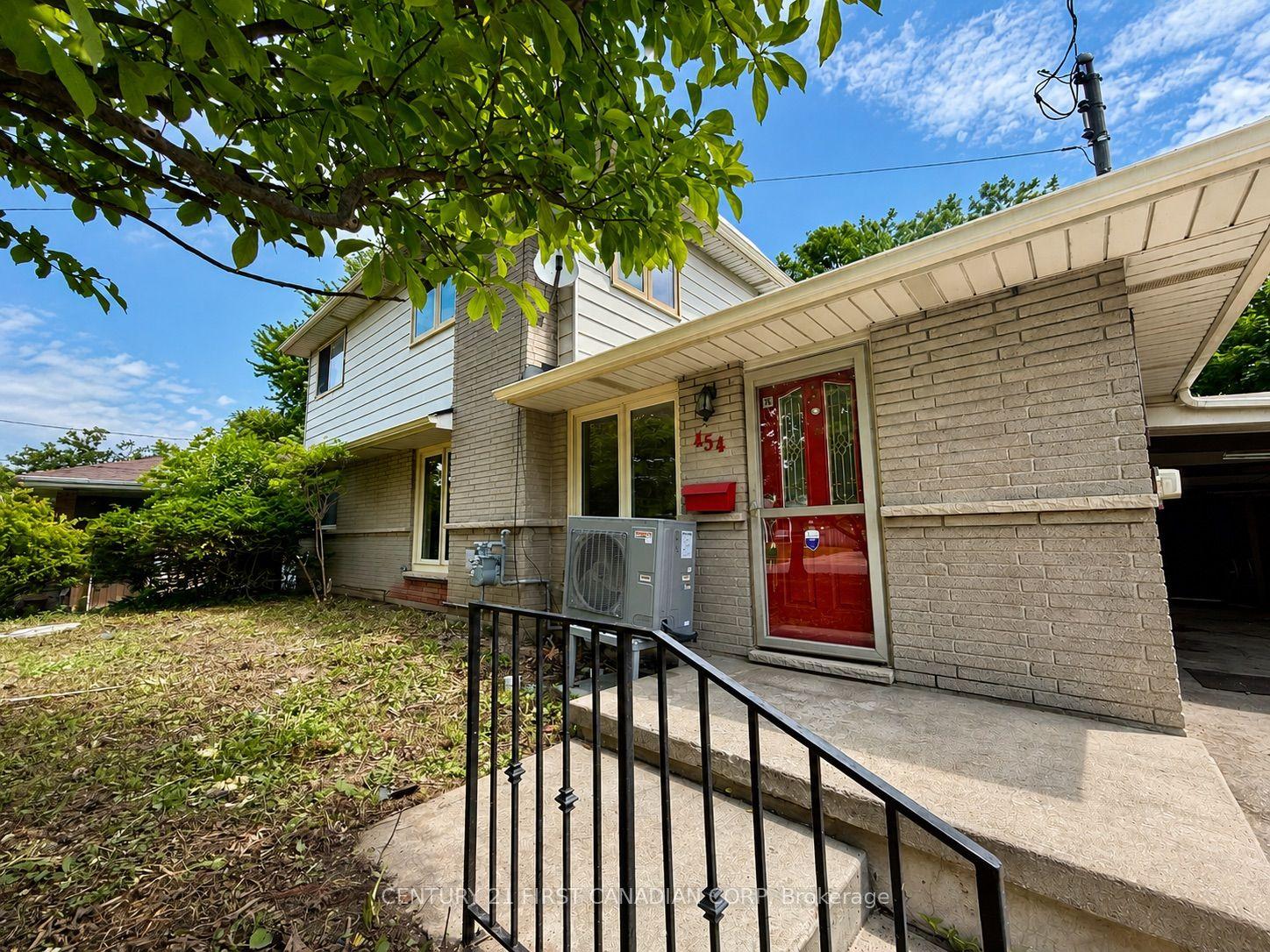 454 Beachwood Avenue — photo 1
