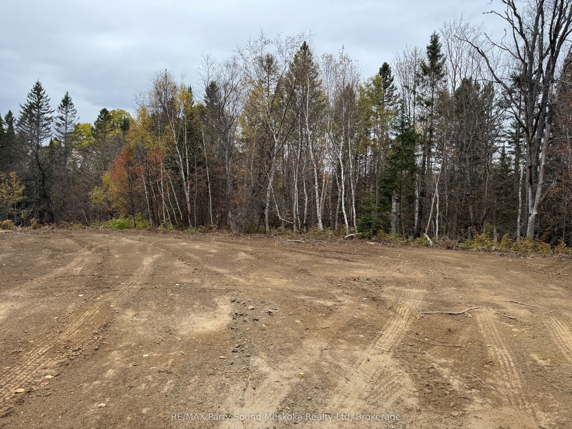 0-2 Bennett Road — photo 1