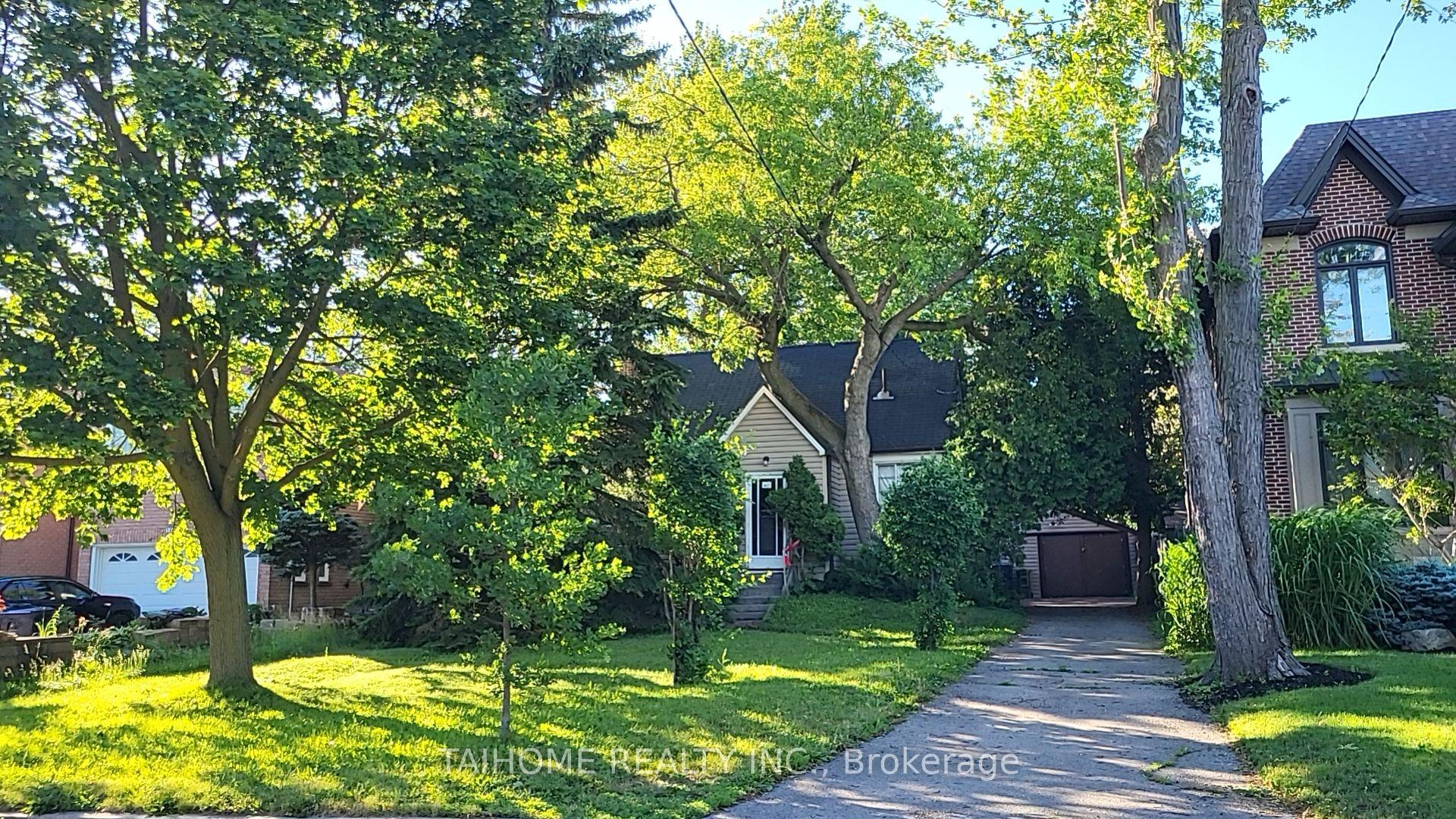 462 Ellerslie Avenue — photo 1